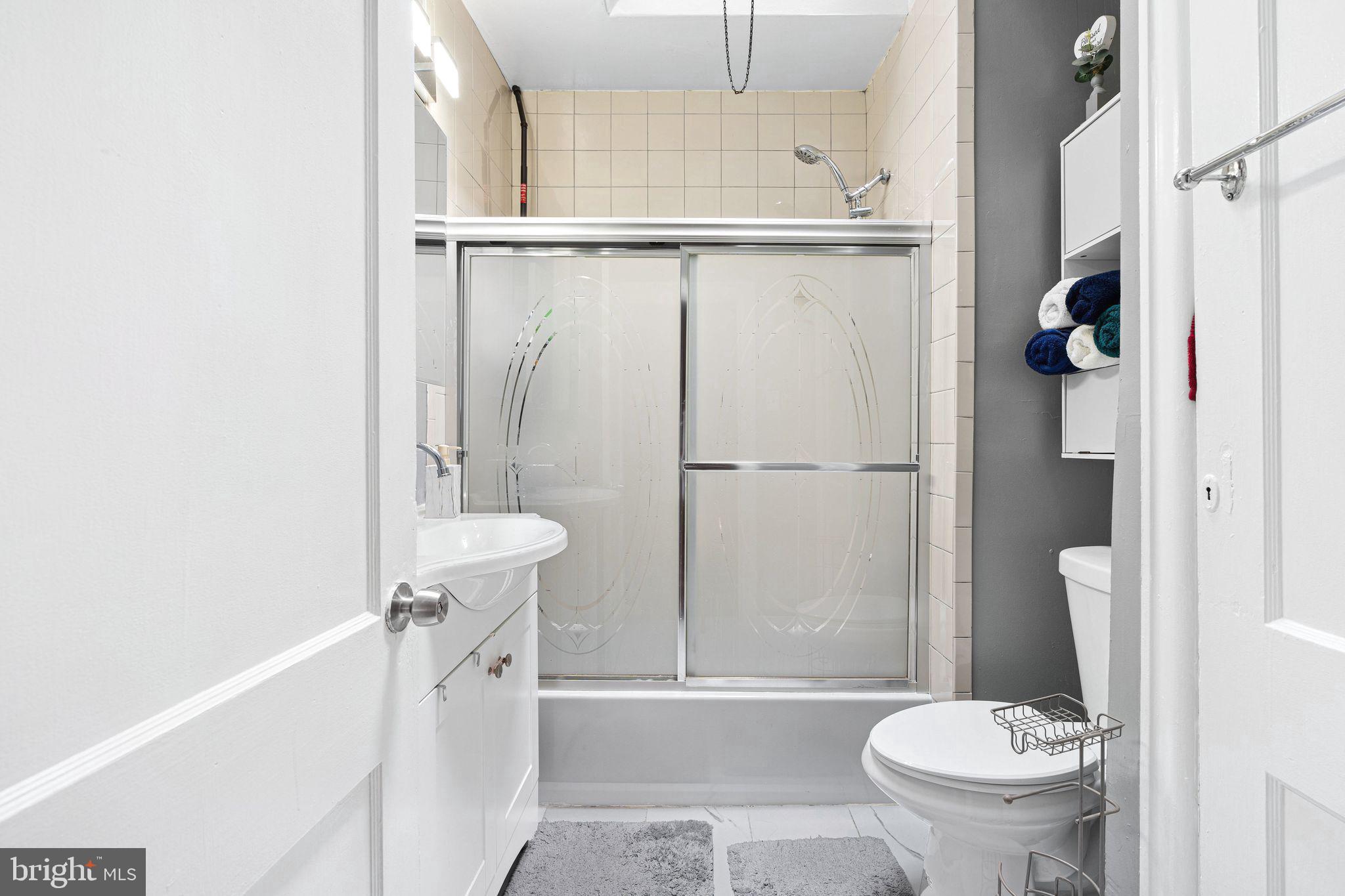 NORTHWOOD - Residential