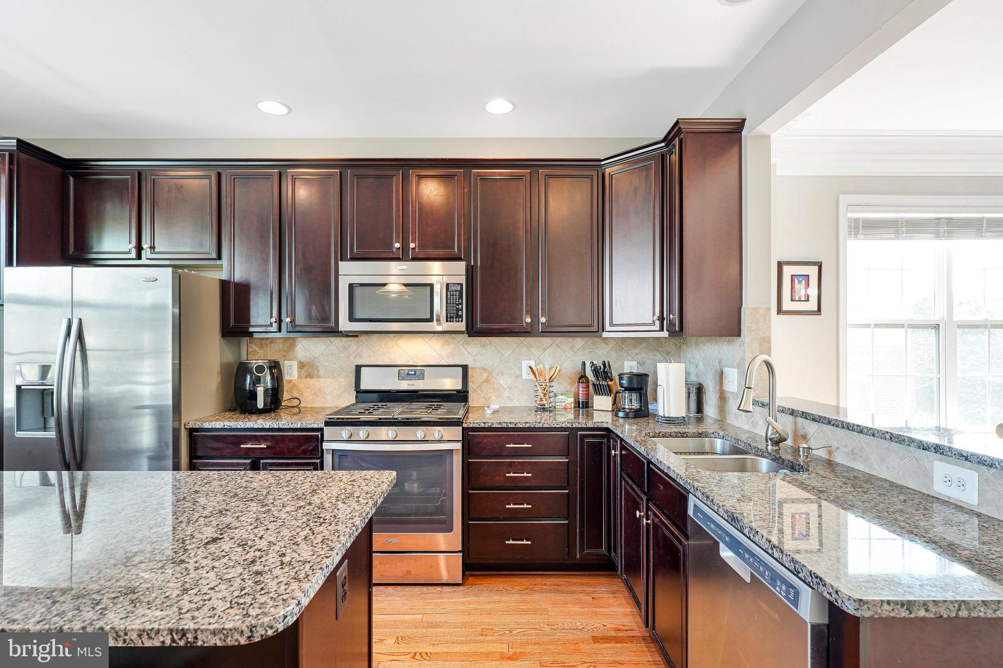 LOUDOUN VALLEY ESTATES 2 - Residential Lease