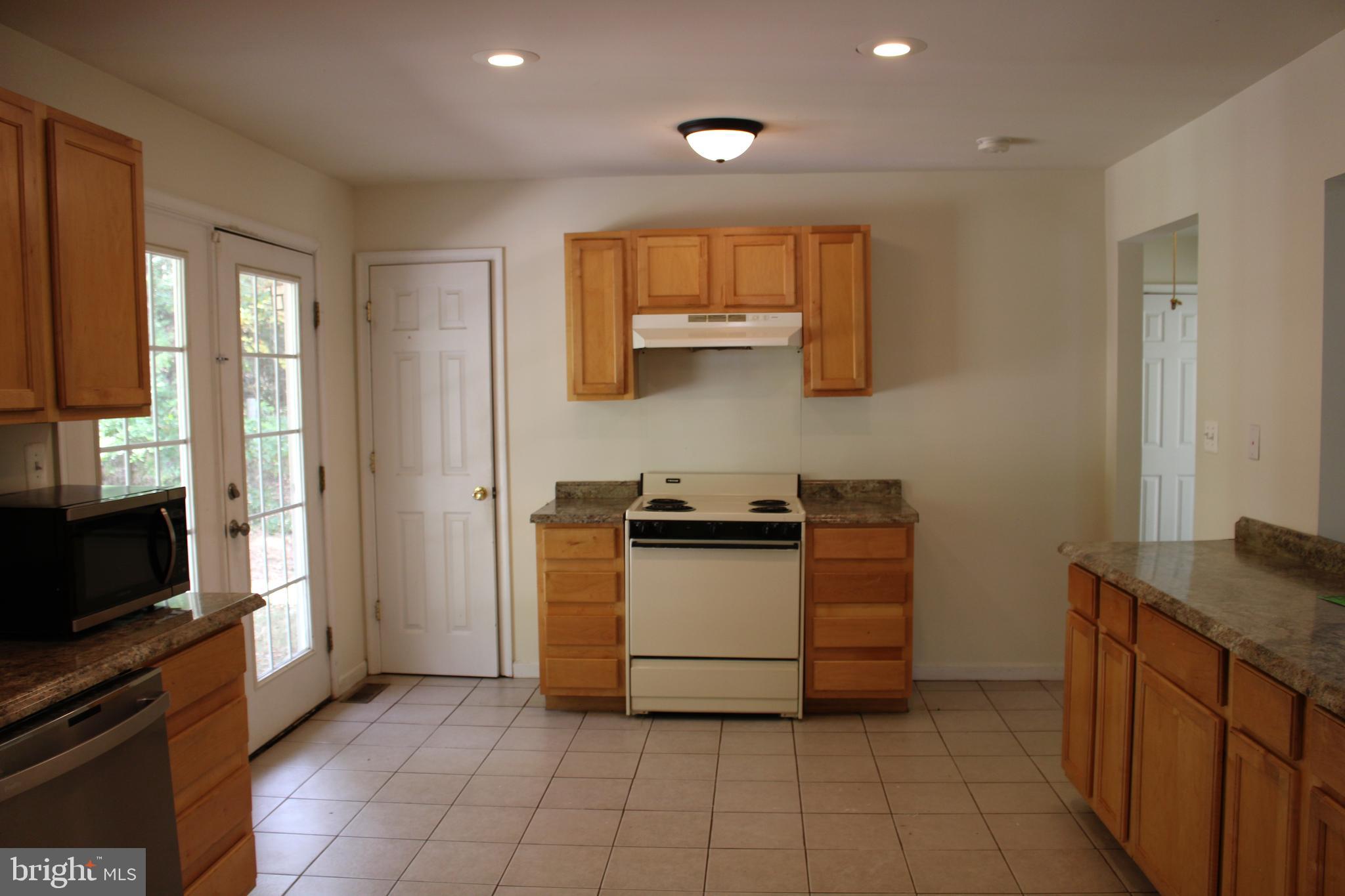 DUMFRIES - Residential Lease