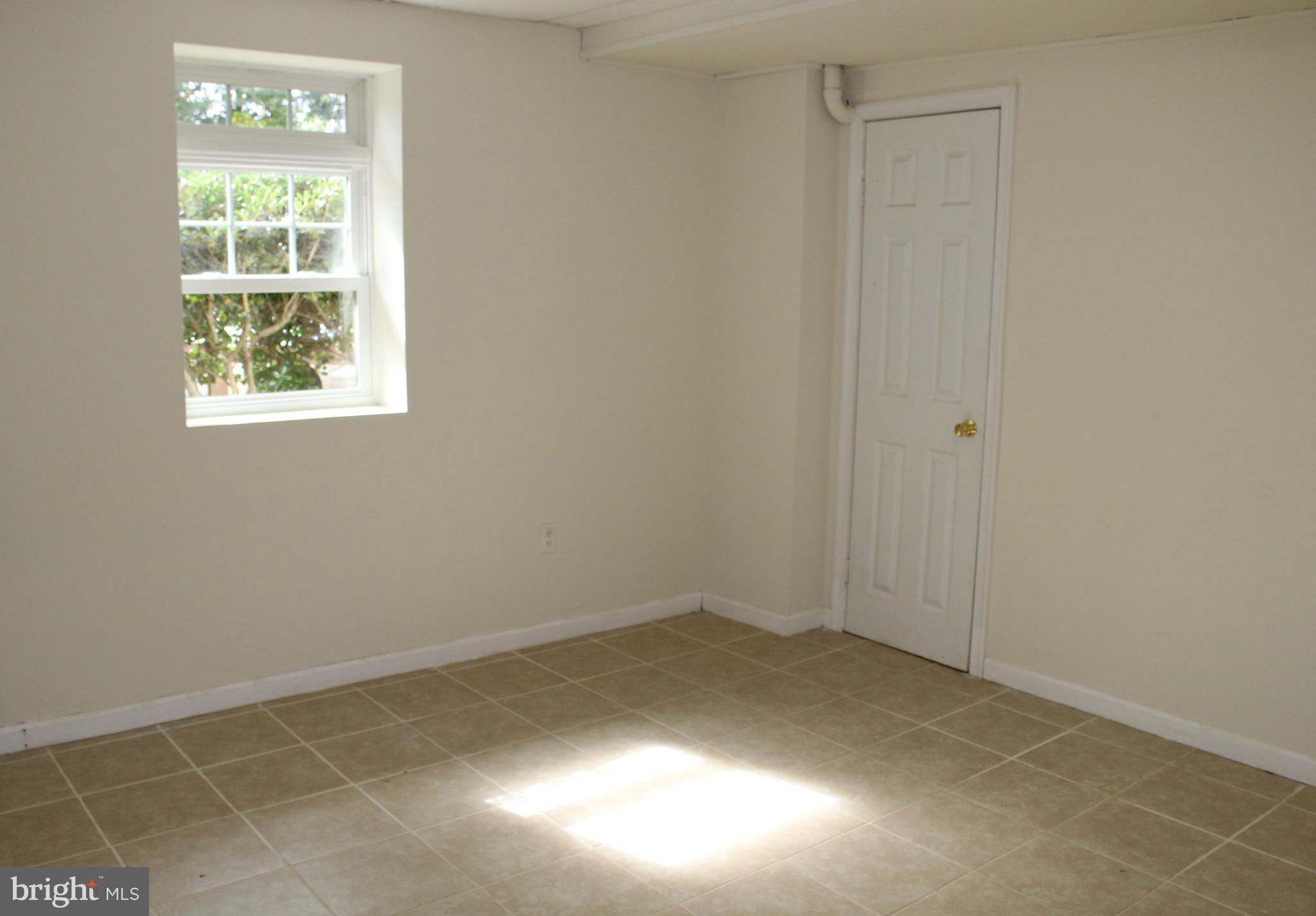 DUMFRIES - Residential Lease