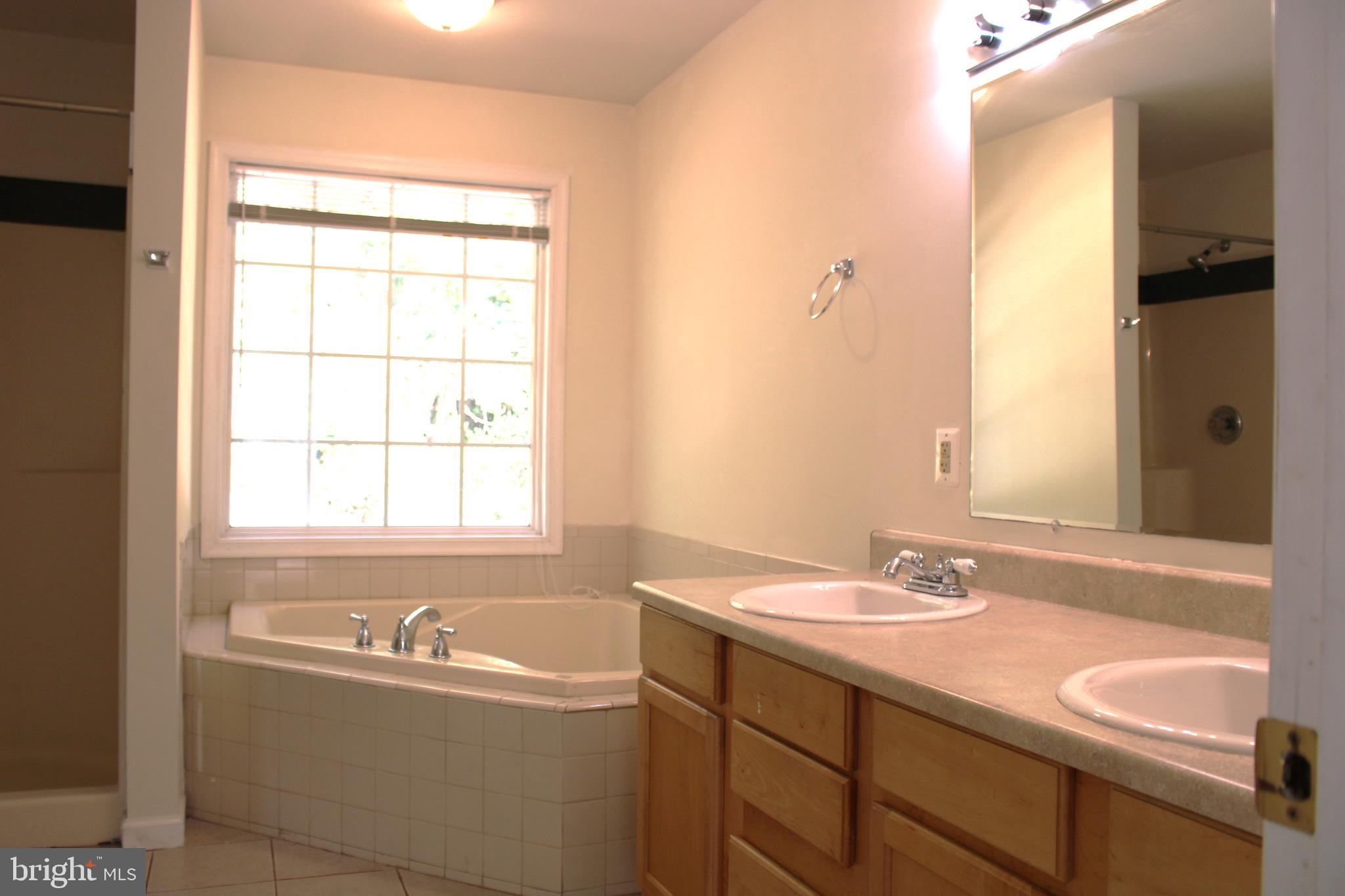 DUMFRIES - Residential Lease