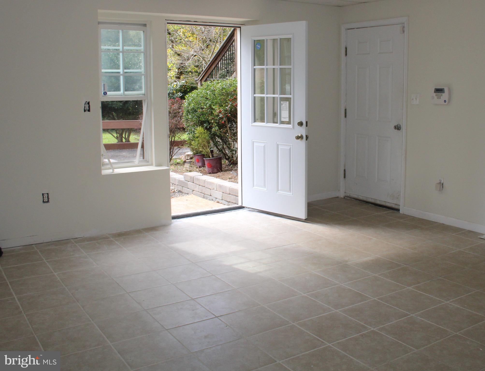 DUMFRIES - Residential Lease