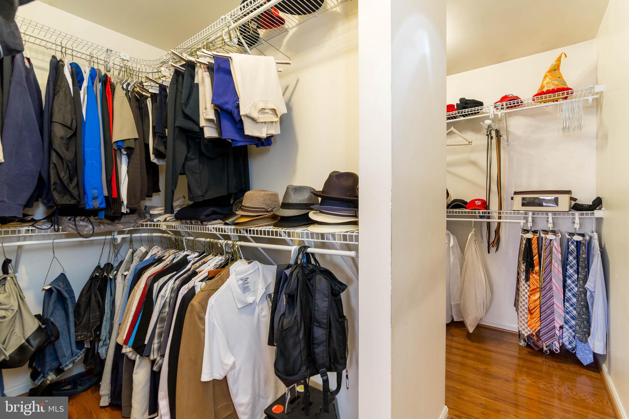 WAYSIDE VILLAGE - Residential