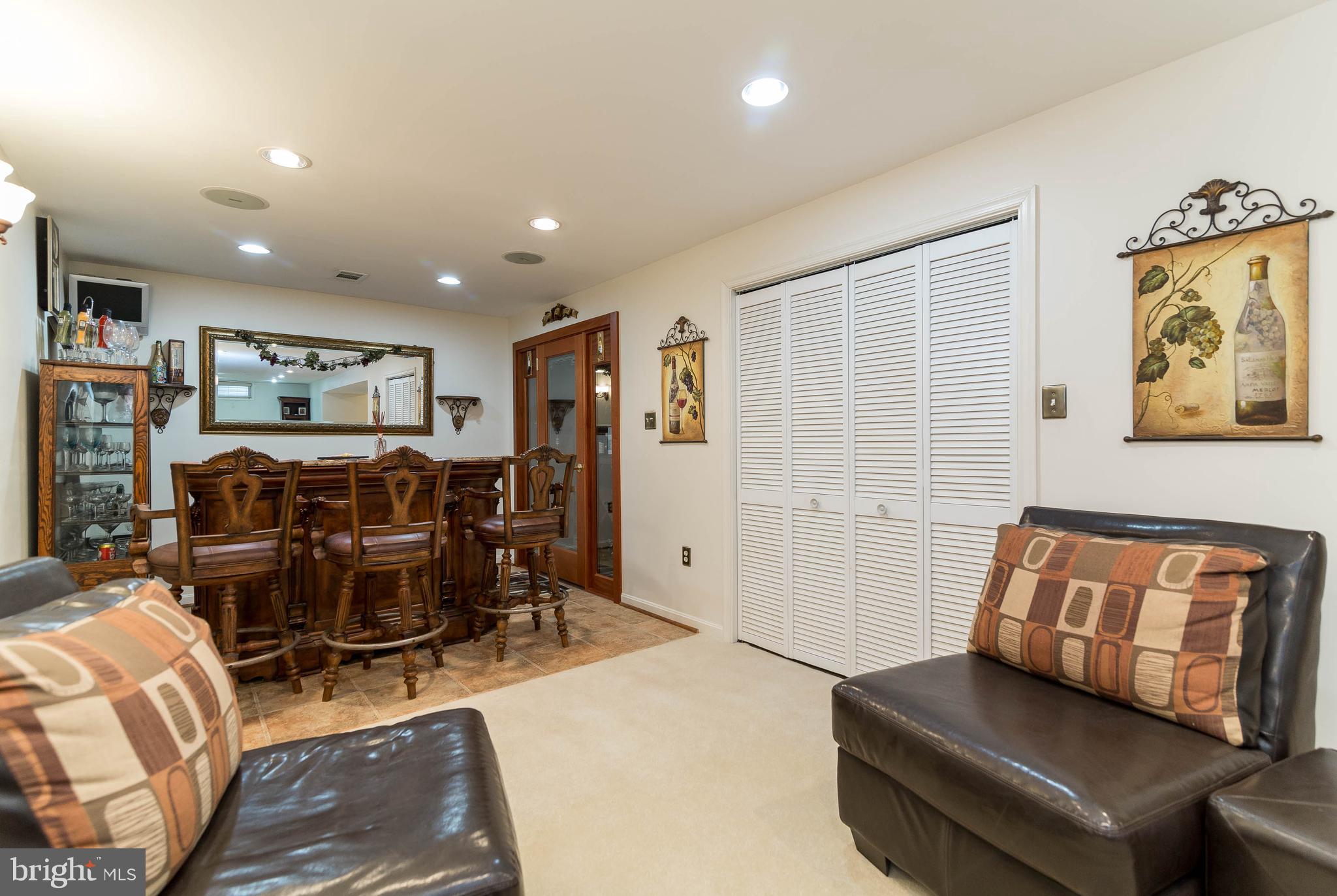 WAYSIDE VILLAGE - Residential