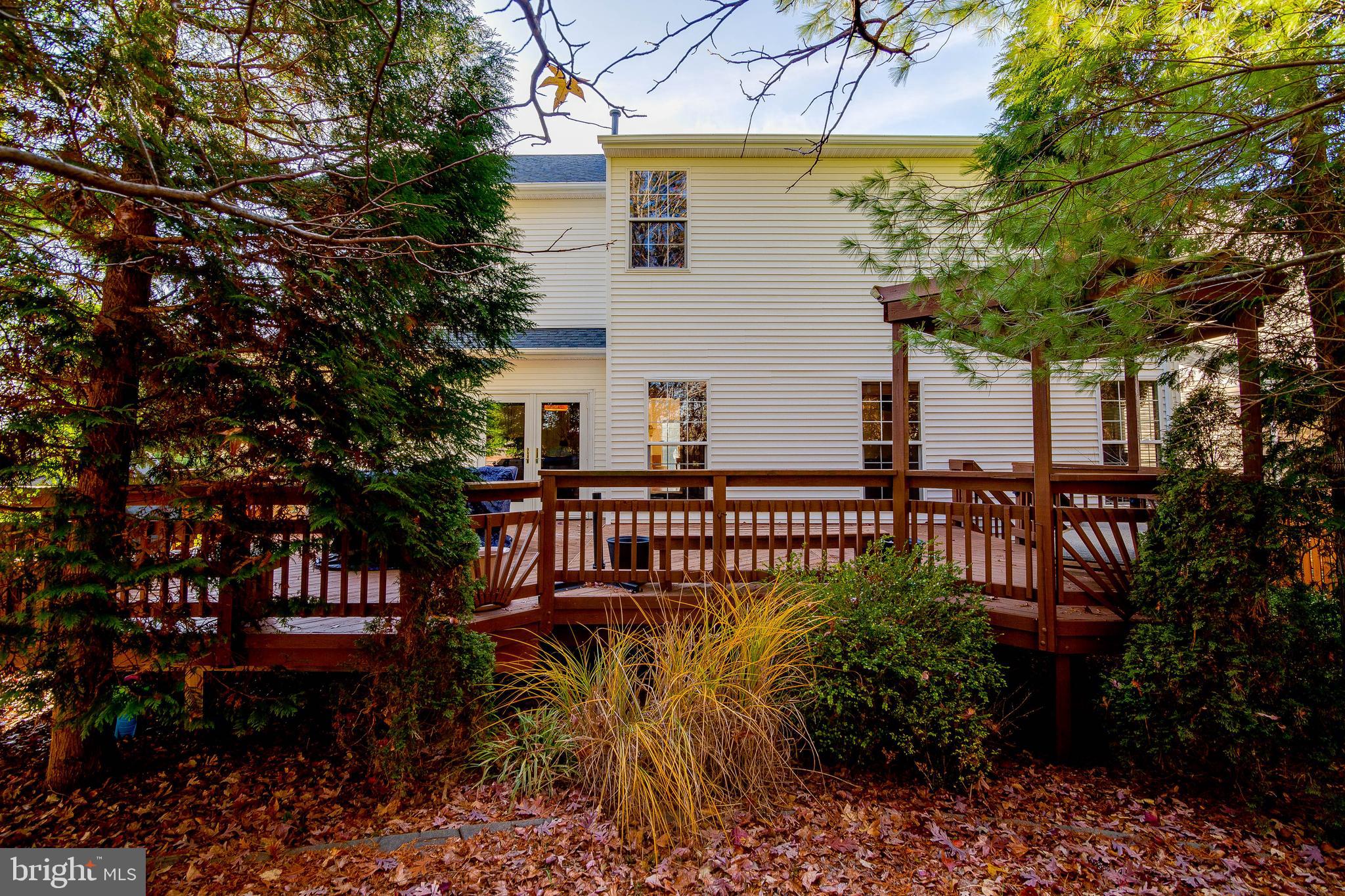 WAYSIDE VILLAGE - Residential