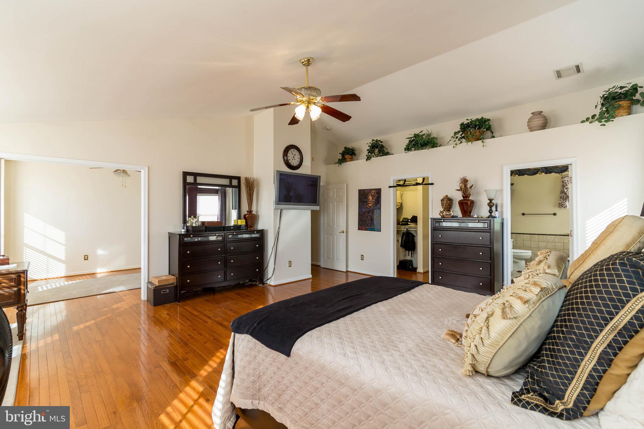 WAYSIDE VILLAGE - Residential