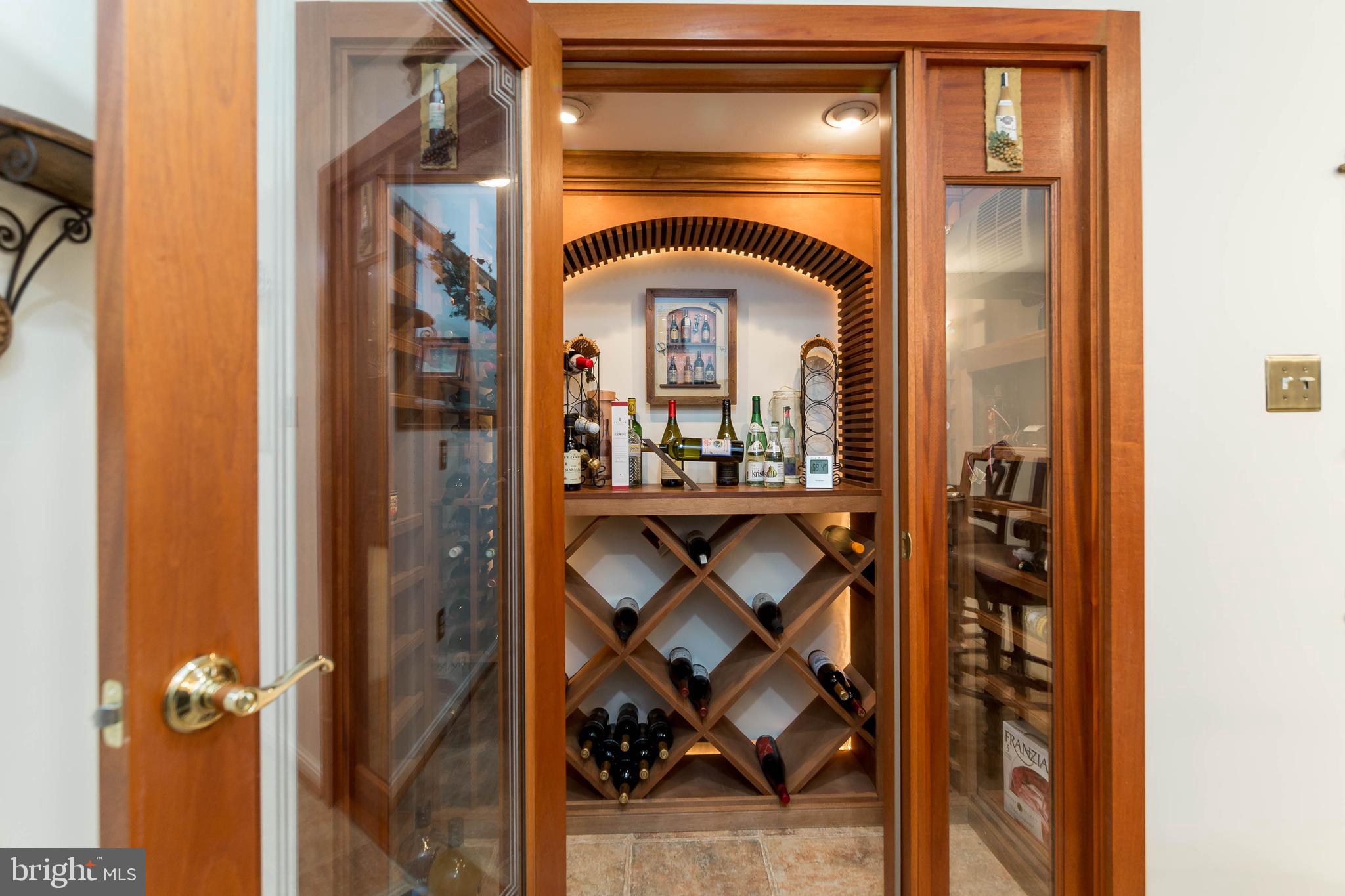 WAYSIDE VILLAGE - Residential