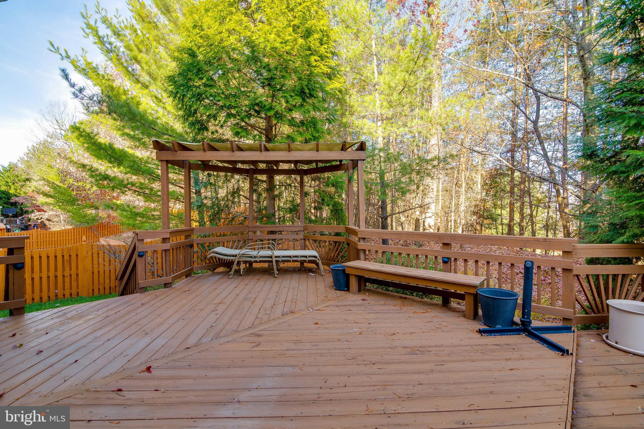 WAYSIDE VILLAGE - Residential