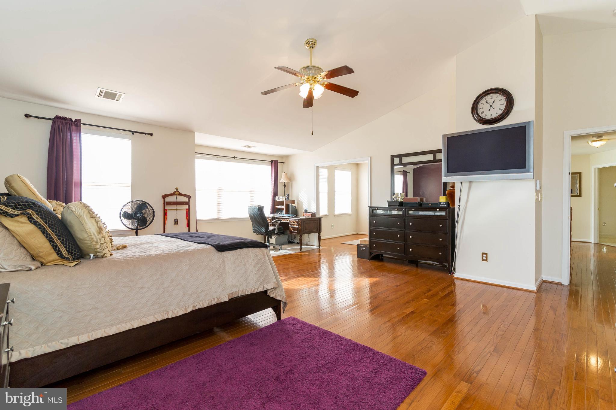 WAYSIDE VILLAGE - Residential