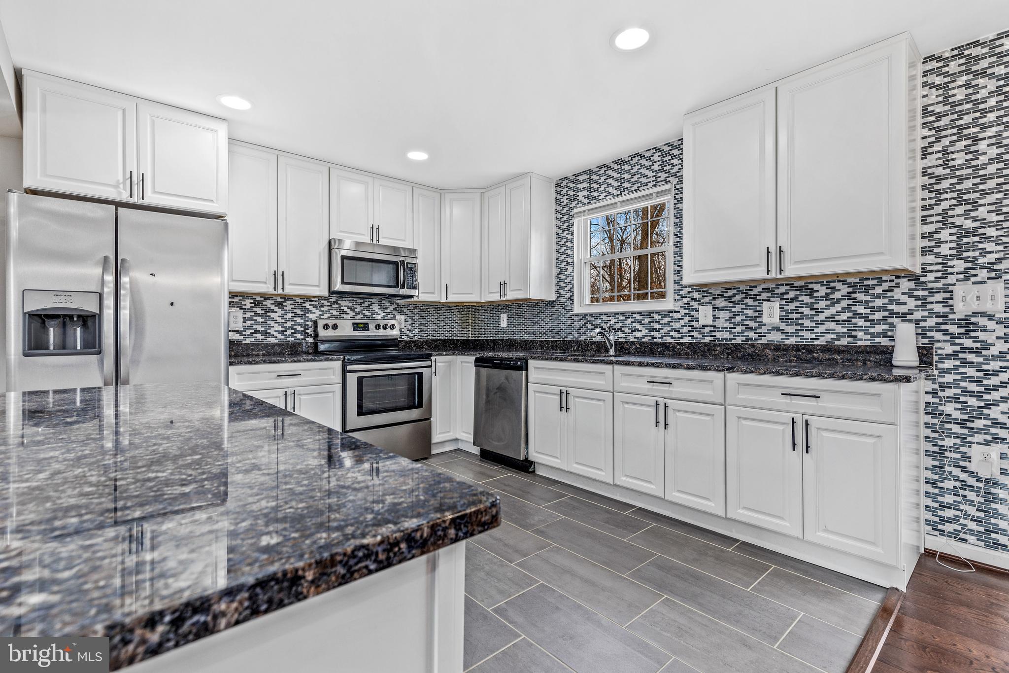 NORTH BARNABY - Residential