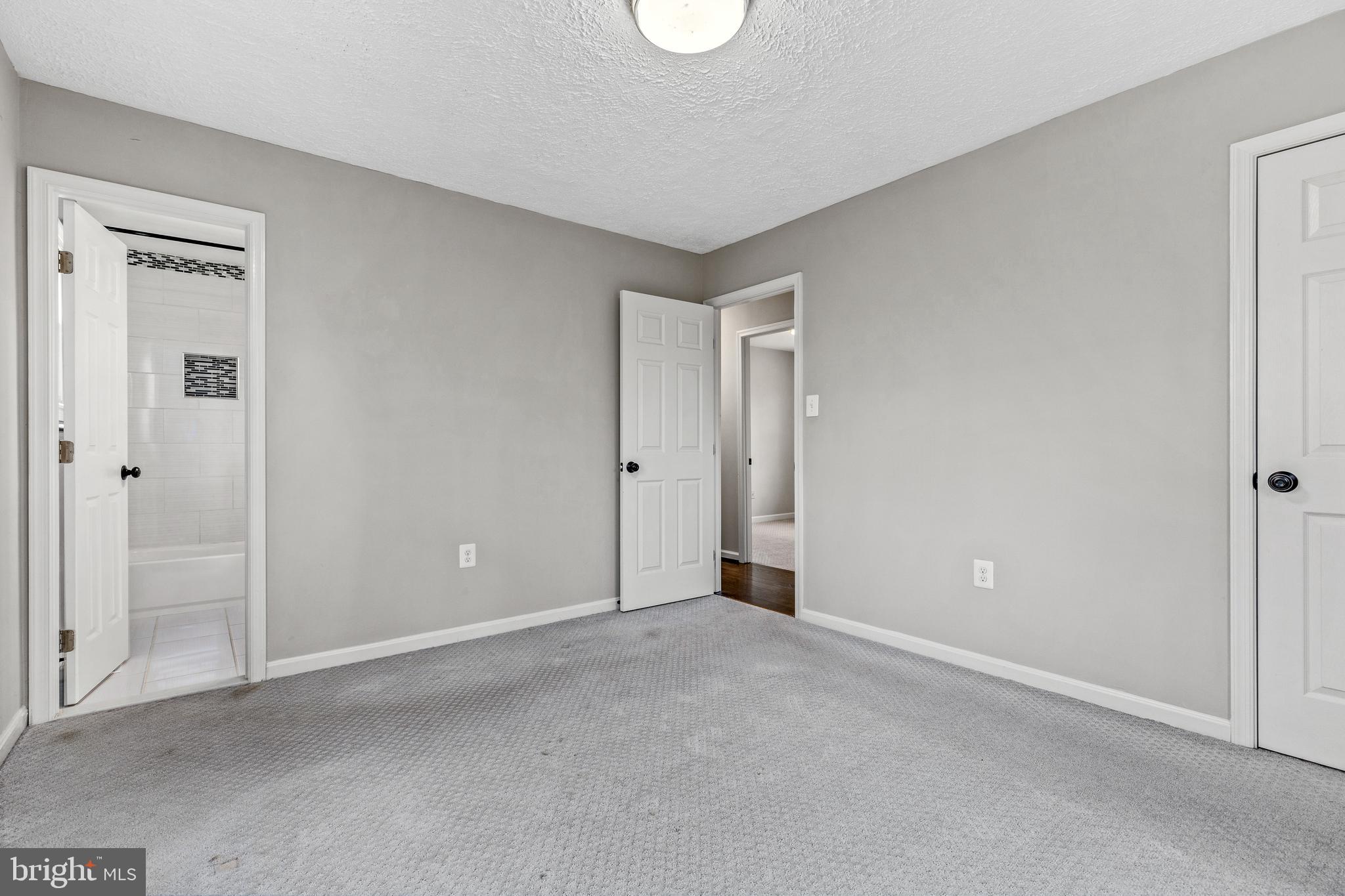 NORTH BARNABY - Residential