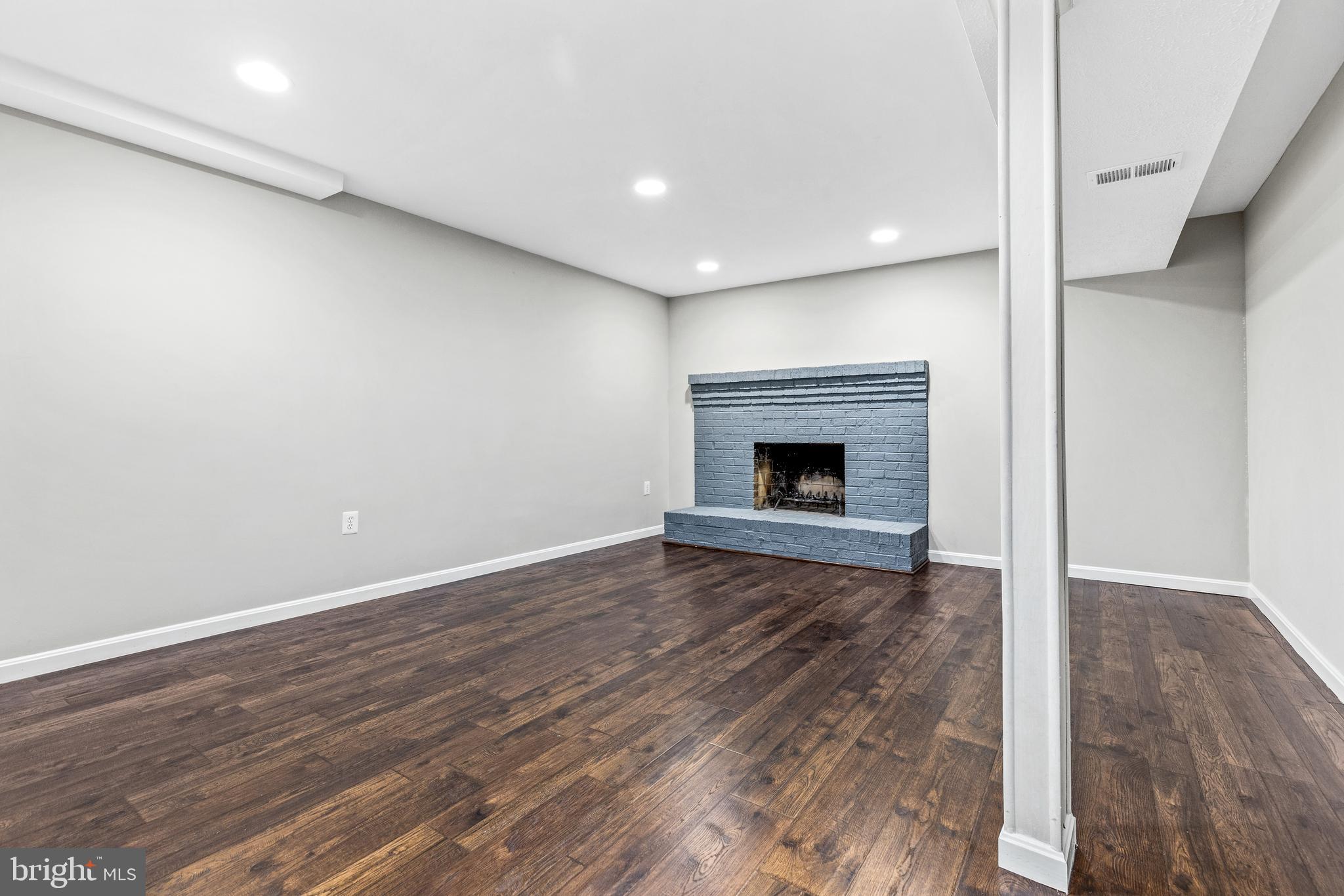 NORTH BARNABY - Residential