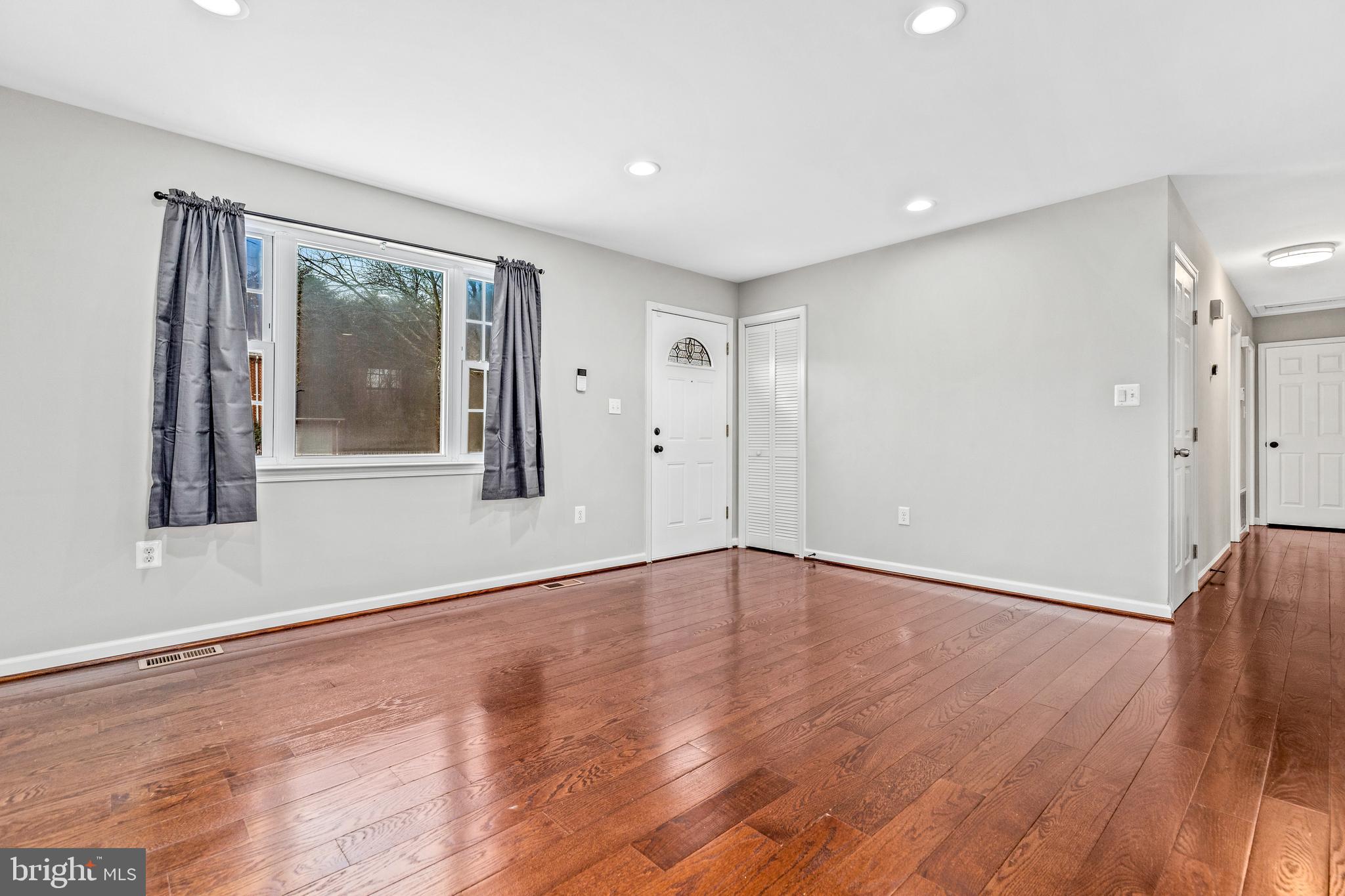 NORTH BARNABY - Residential