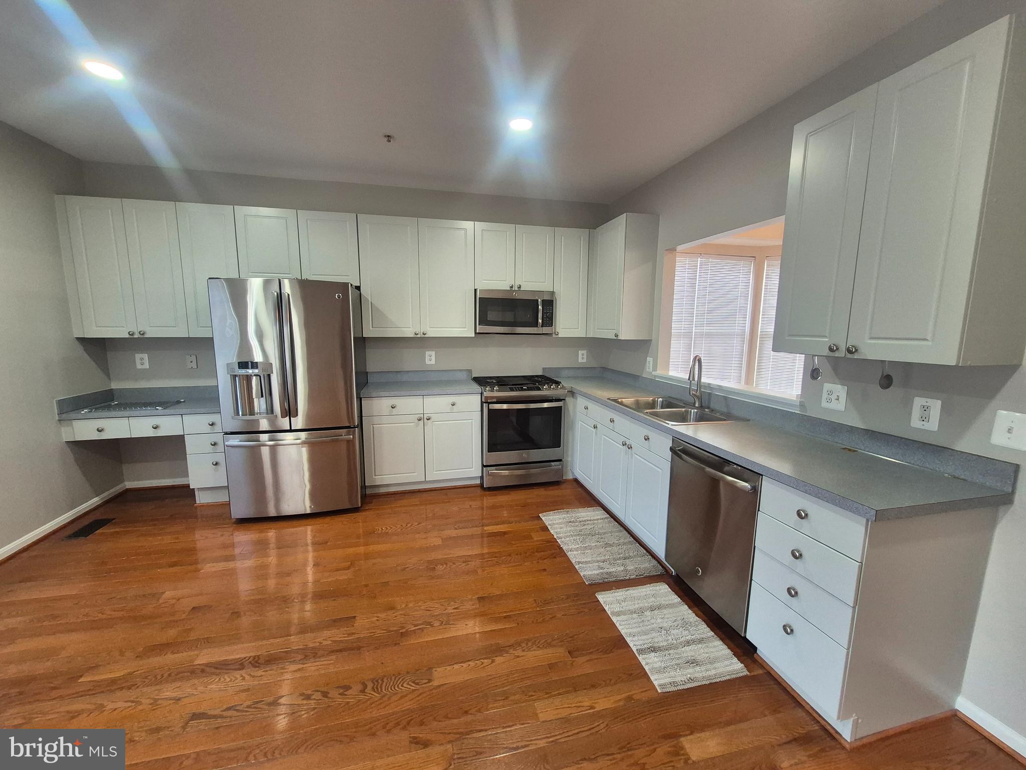 WELLINGTON TRACE - Residential Lease