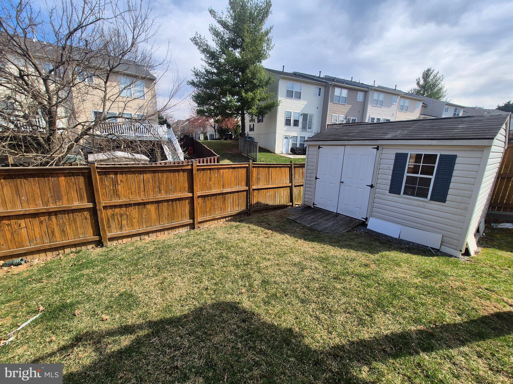 WELLINGTON TRACE - Residential Lease