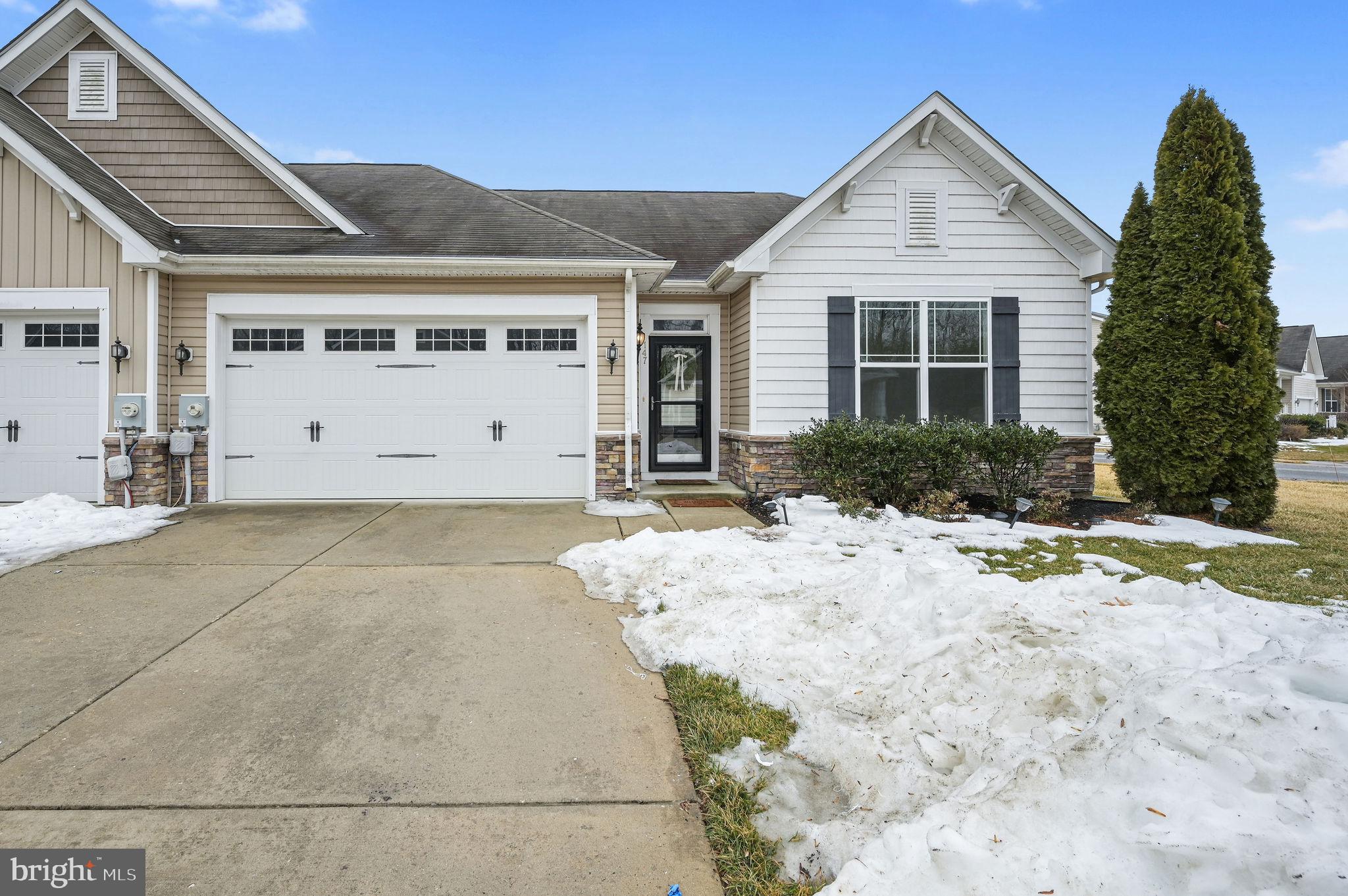 LONGACRE VILLAGE - Residential