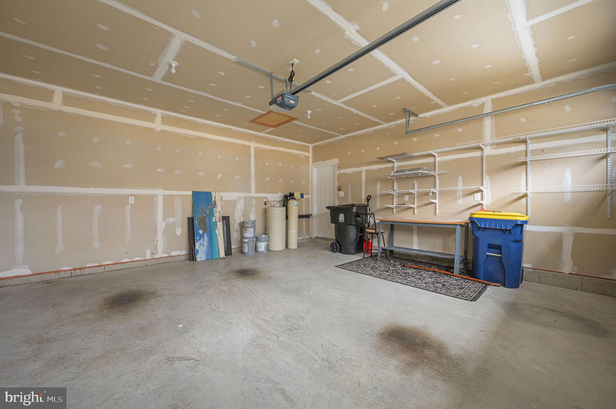 LONGACRE VILLAGE - Residential