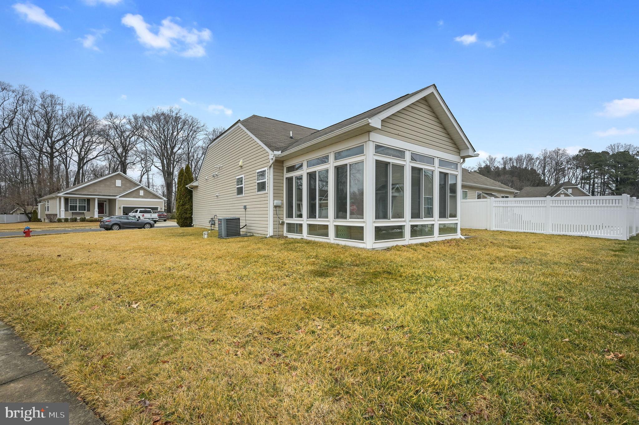 LONGACRE VILLAGE - Residential