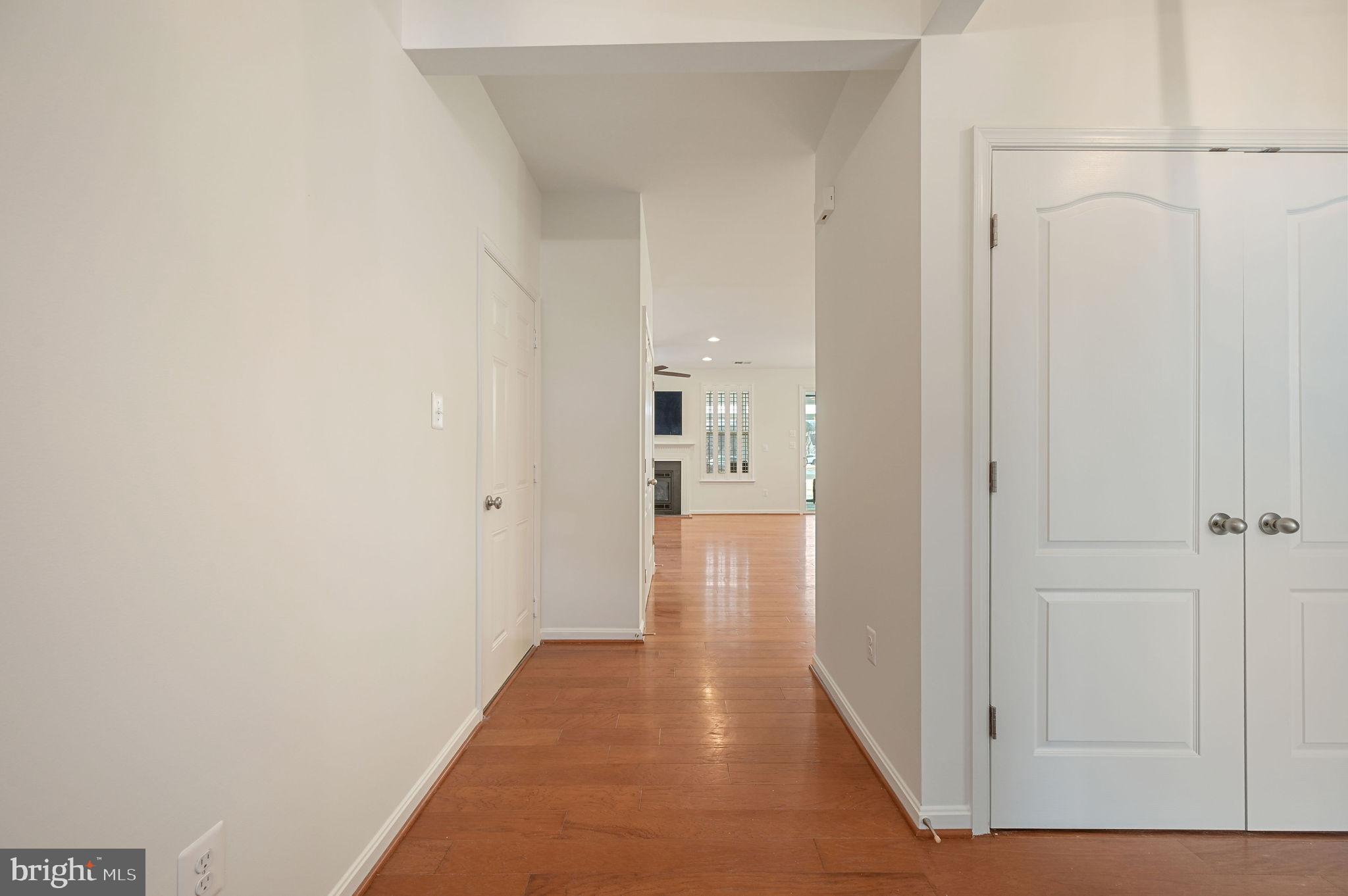 LONGACRE VILLAGE - Residential