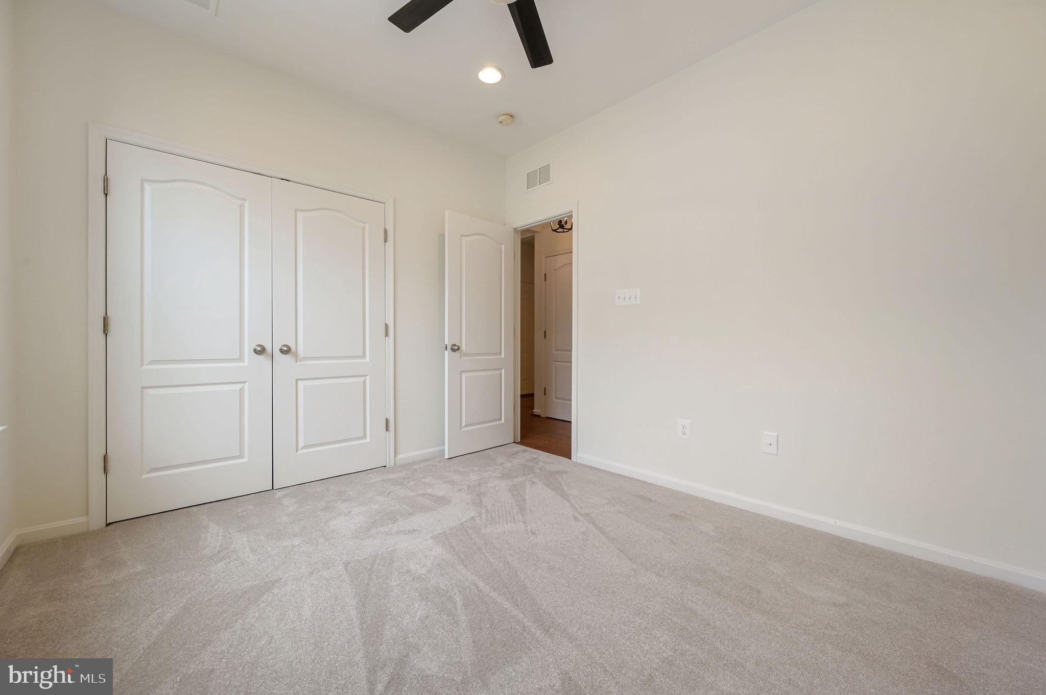 LONGACRE VILLAGE - Residential