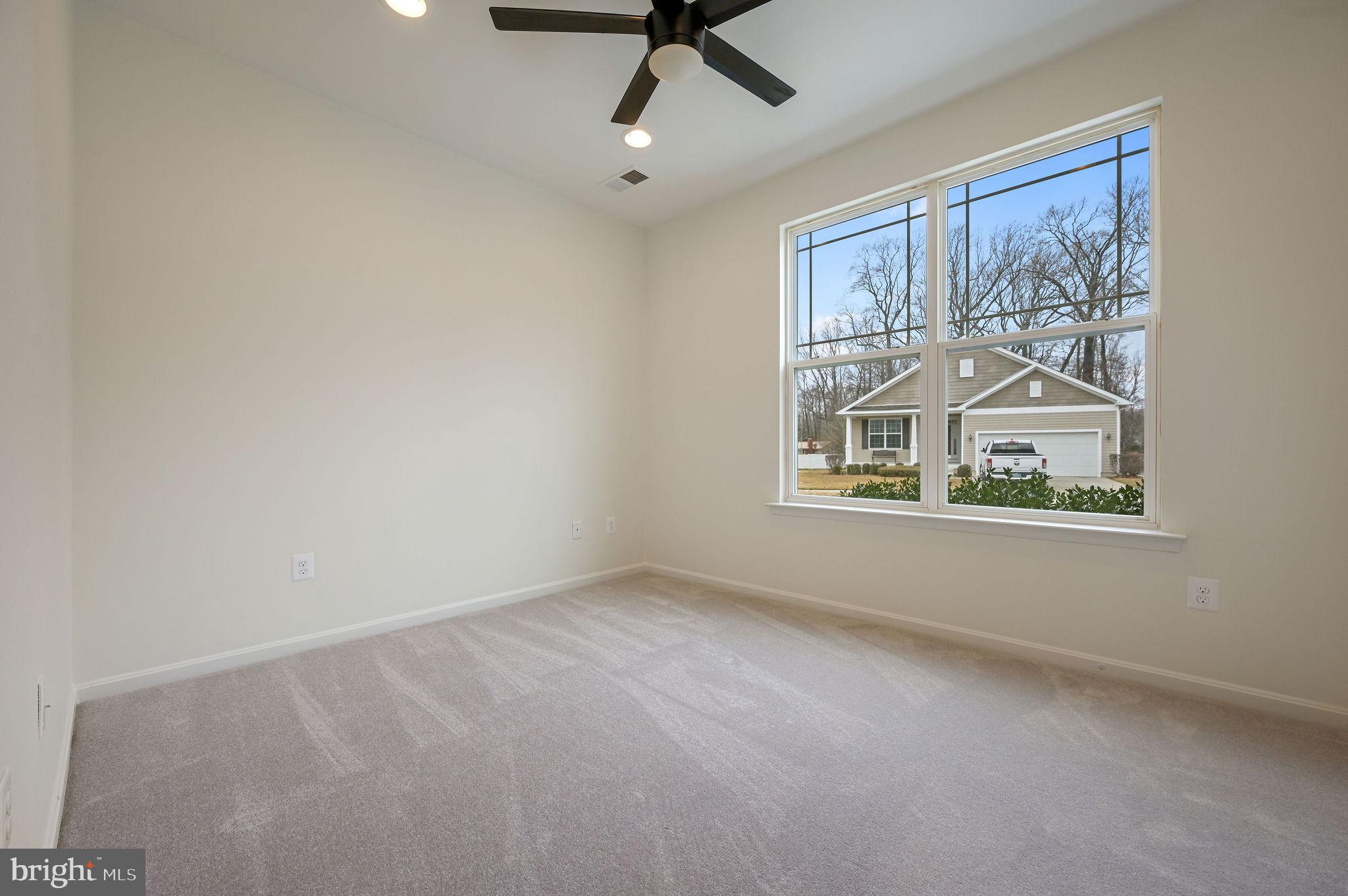 LONGACRE VILLAGE - Residential