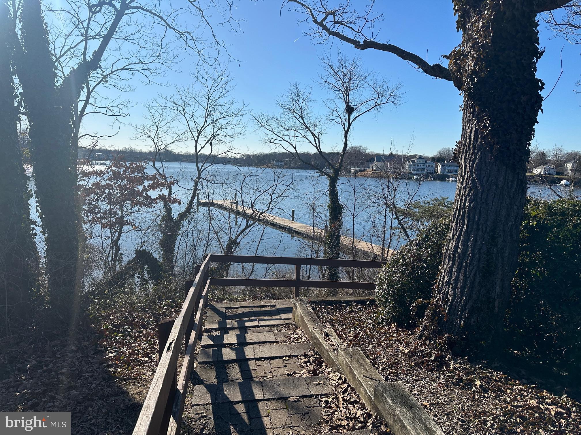 ELIZABETHS LANDING - Residential Lease