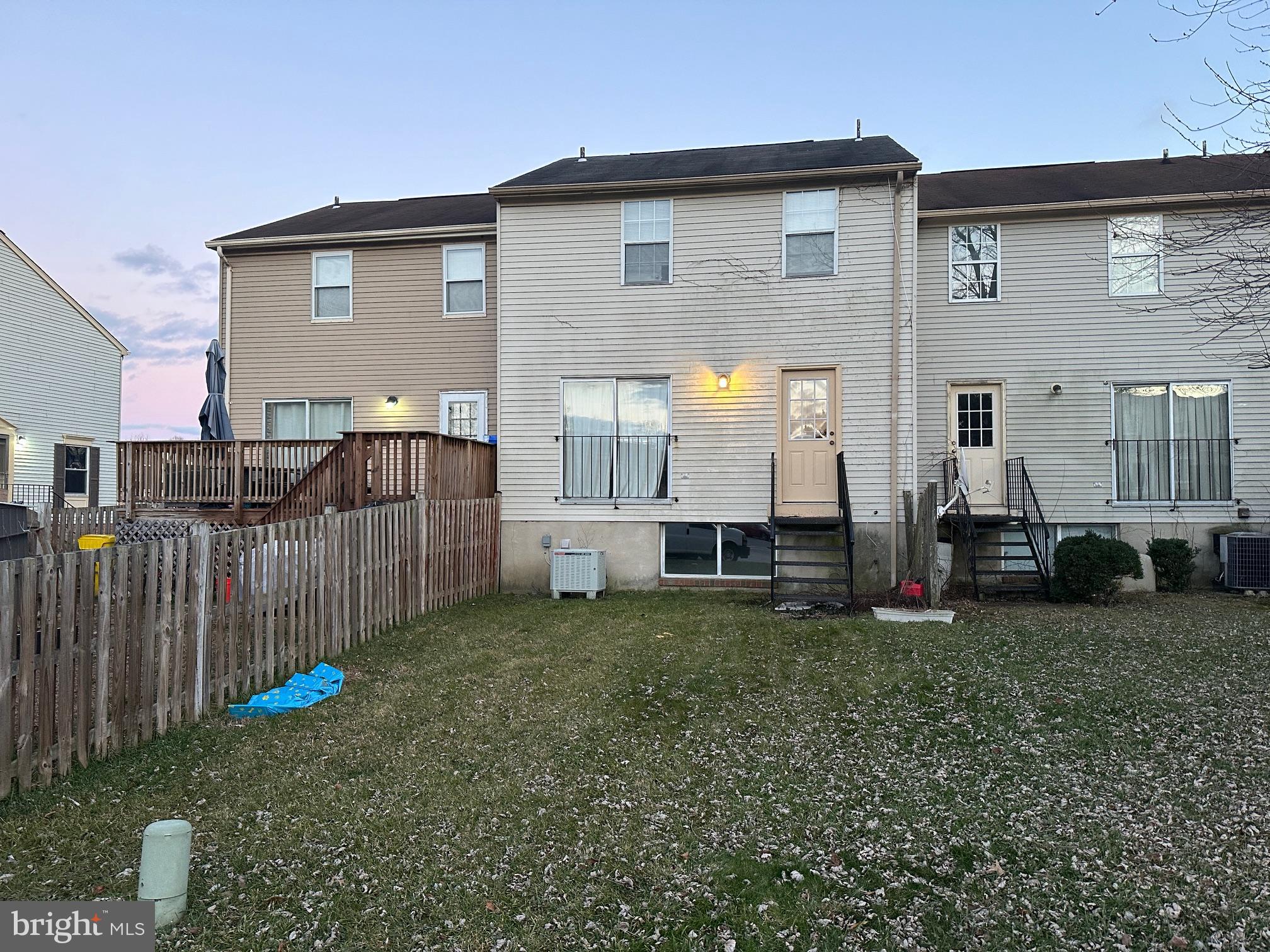 ELIZABETHS LANDING - Residential Lease