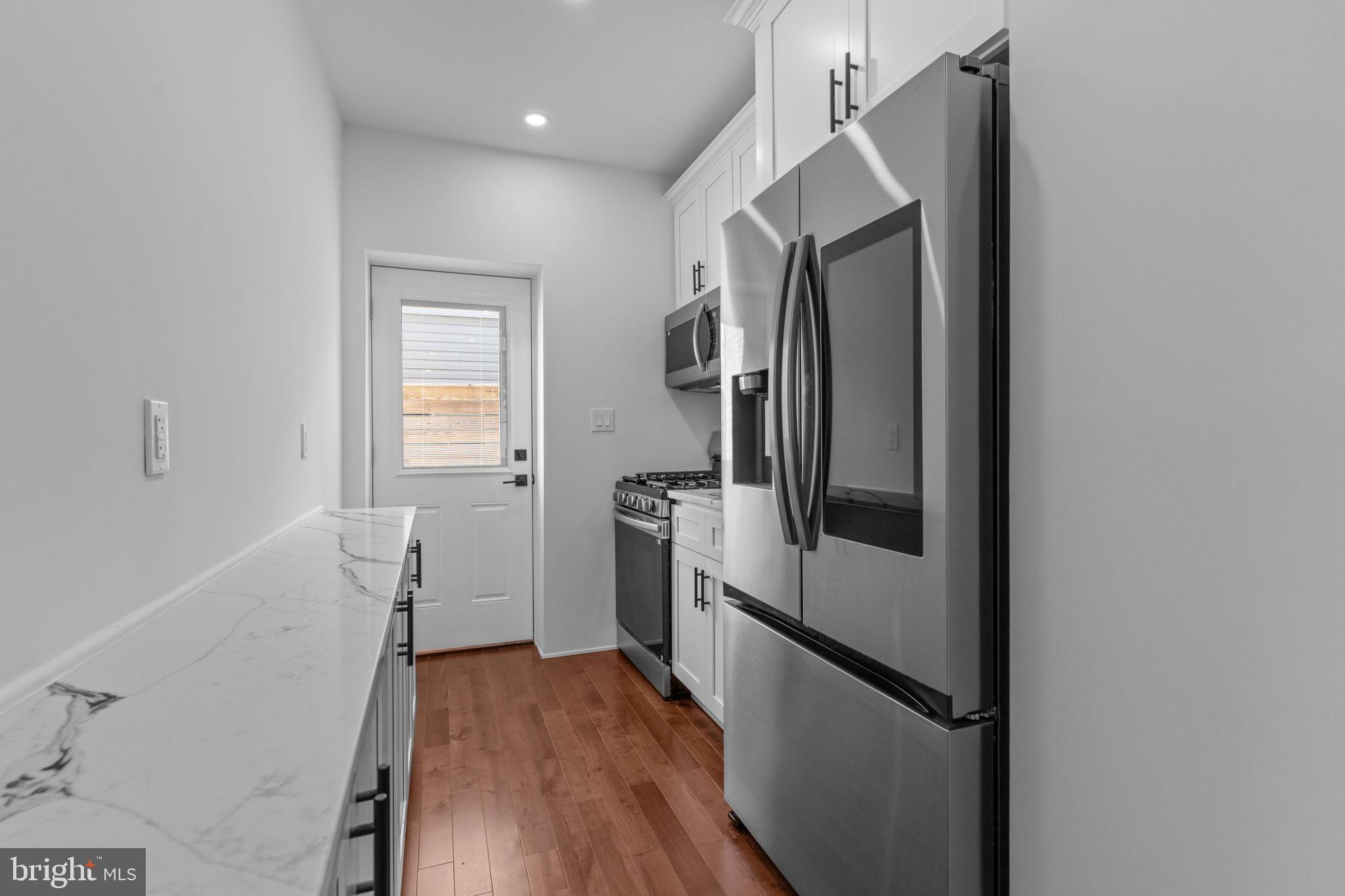 OLDE KENSINGTON - Residential