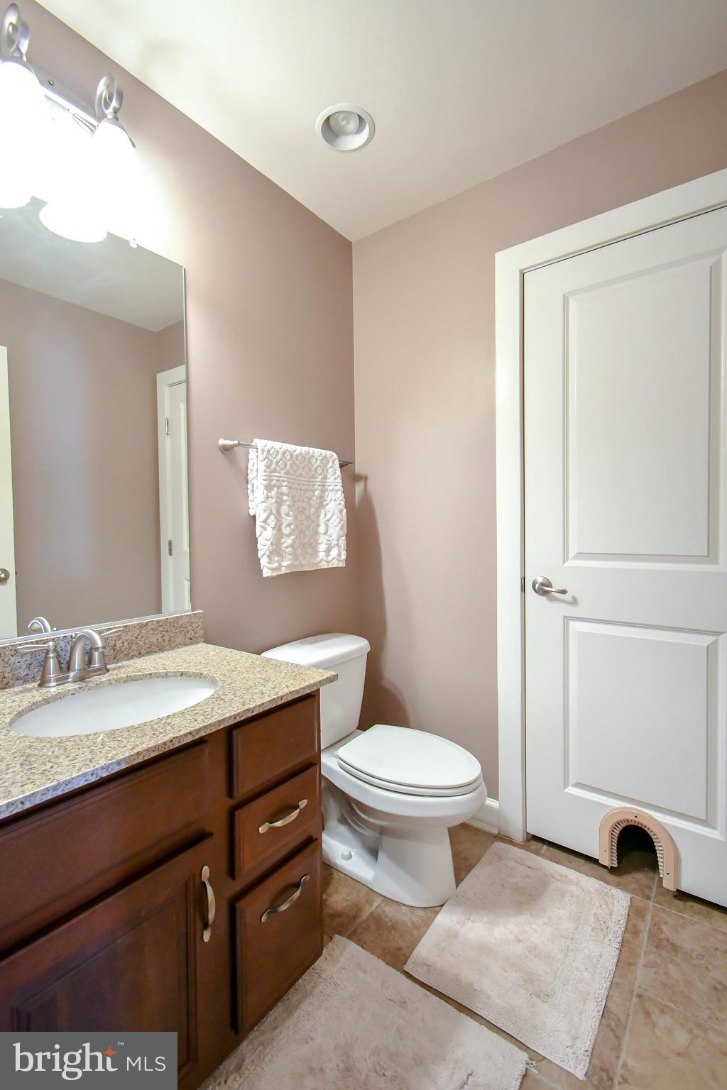 ONE LOUDOUN - Residential