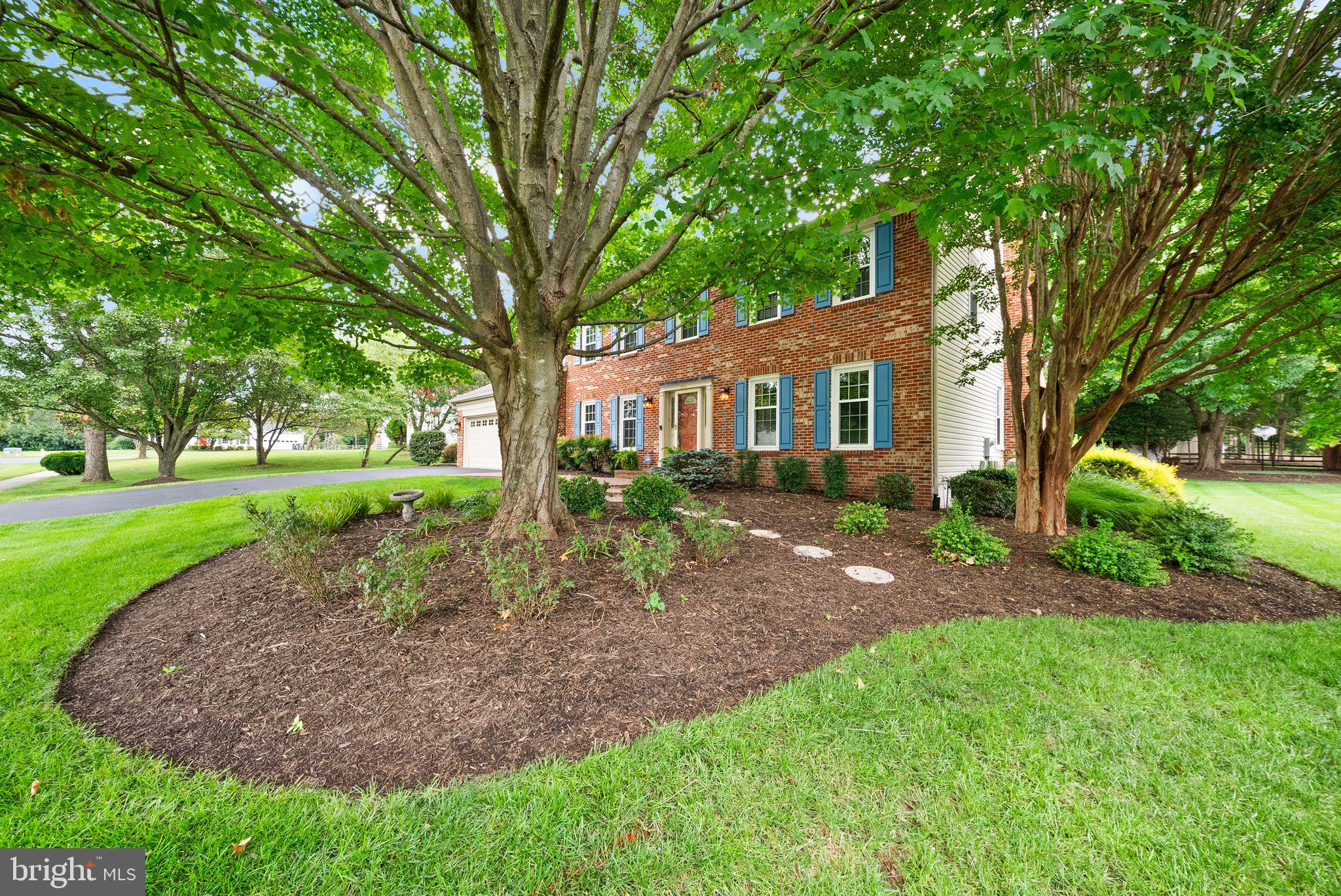 2711 MUSTANG DRIVE