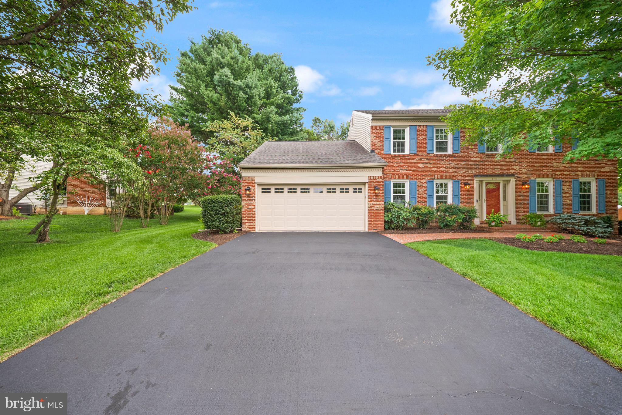 2711 MUSTANG DRIVE