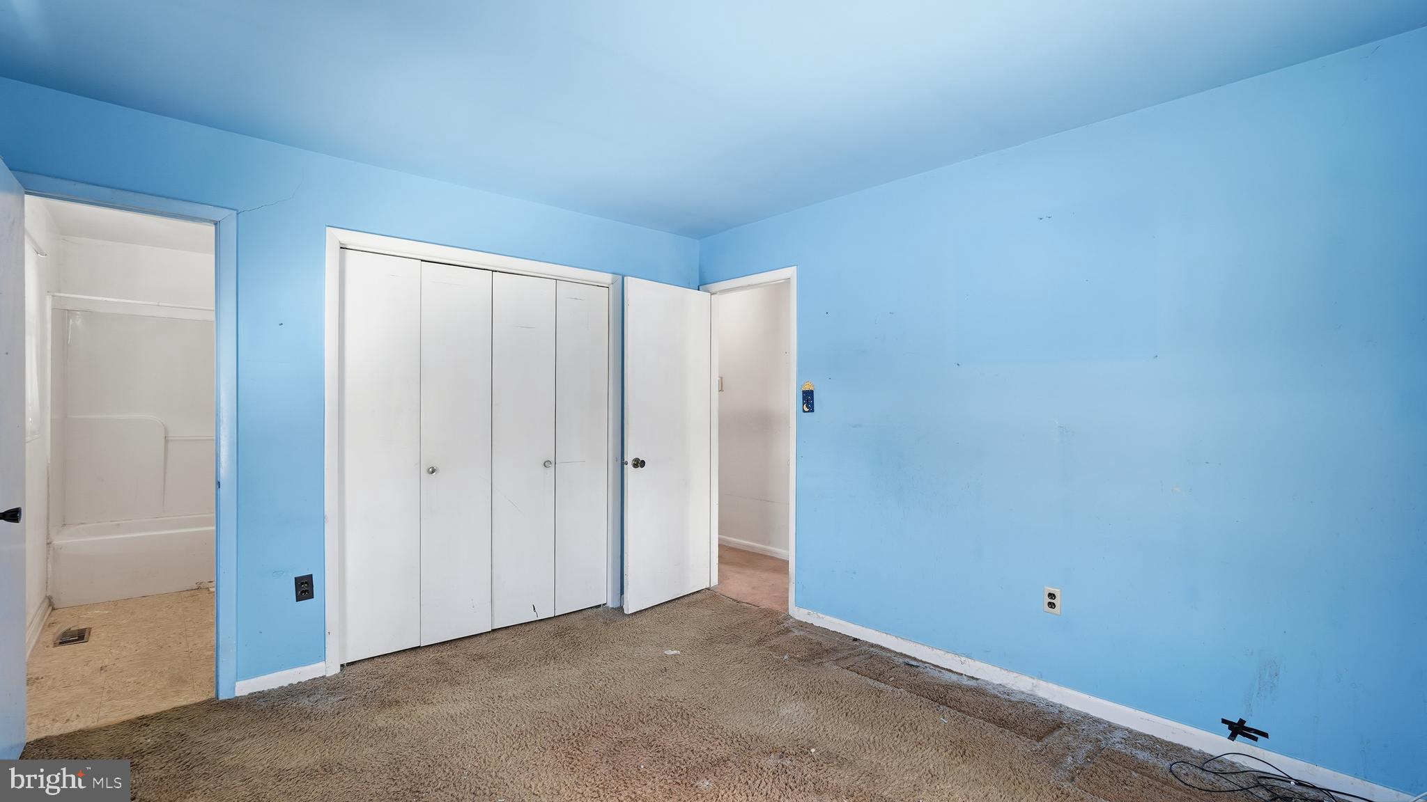 OAKRIDGE / COUNTRY RIDGE - Residential