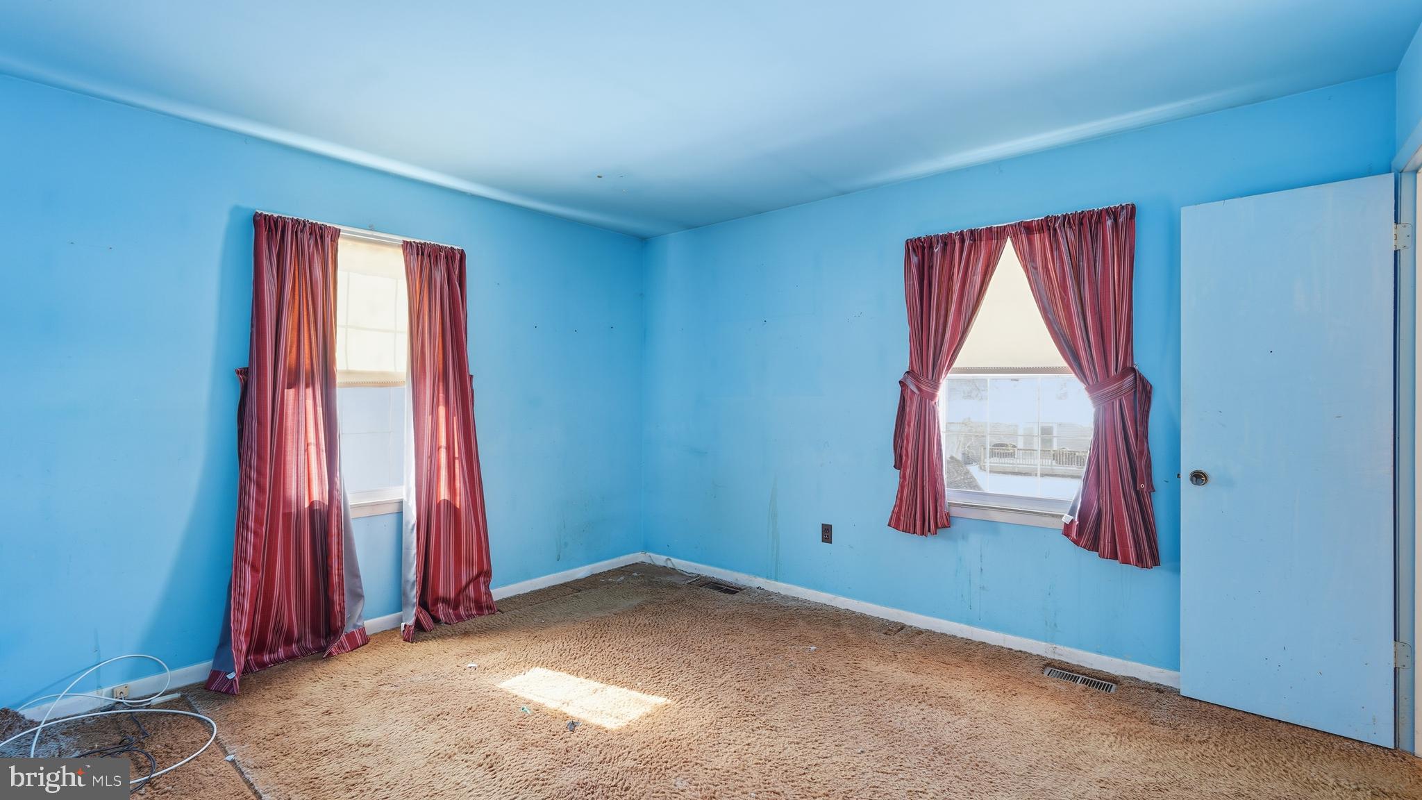 OAKRIDGE / COUNTRY RIDGE - Residential