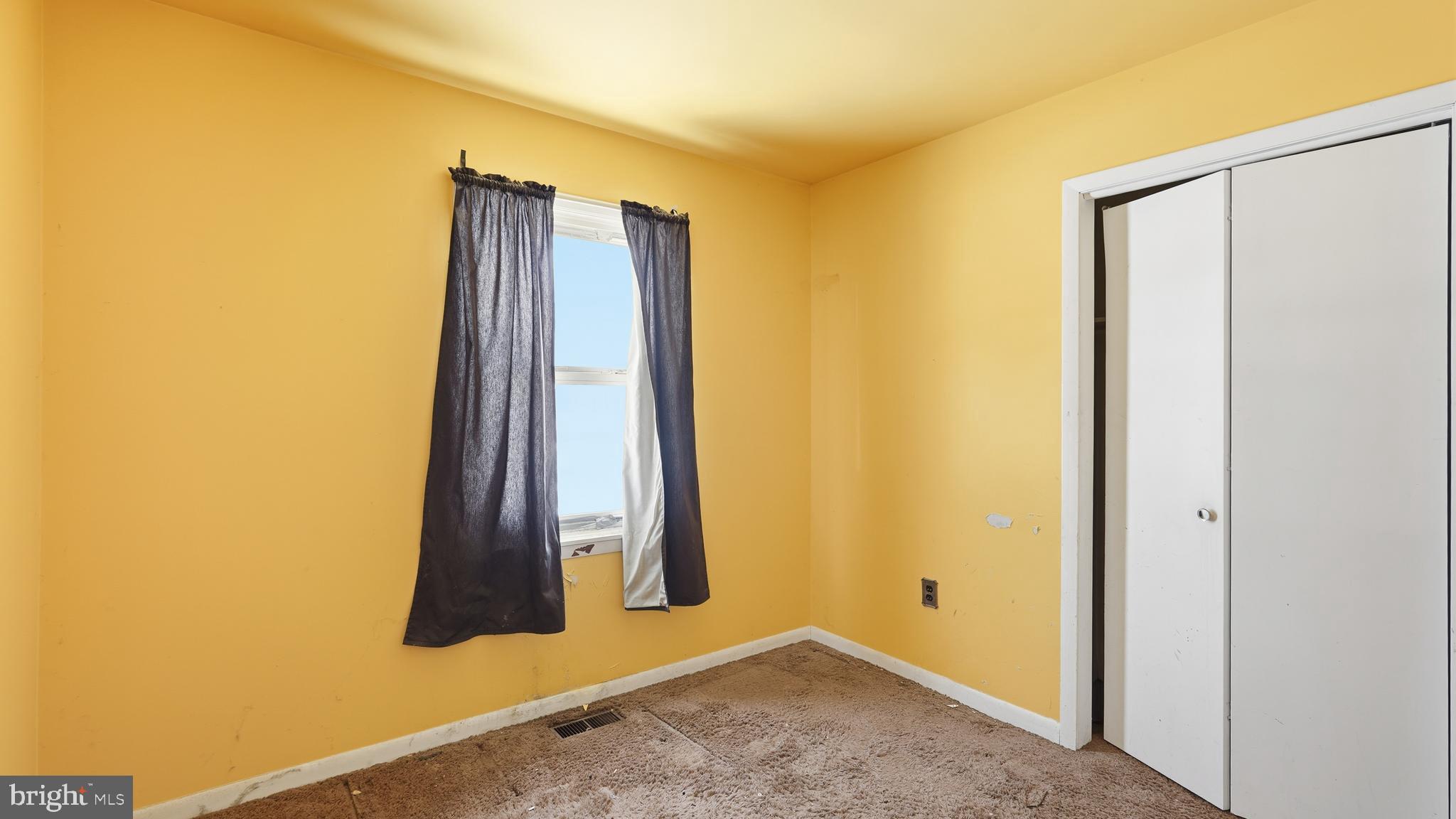 OAKRIDGE / COUNTRY RIDGE - Residential