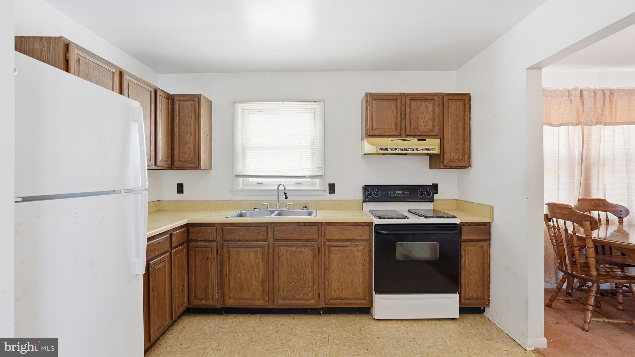 OAKRIDGE / COUNTRY RIDGE - Residential