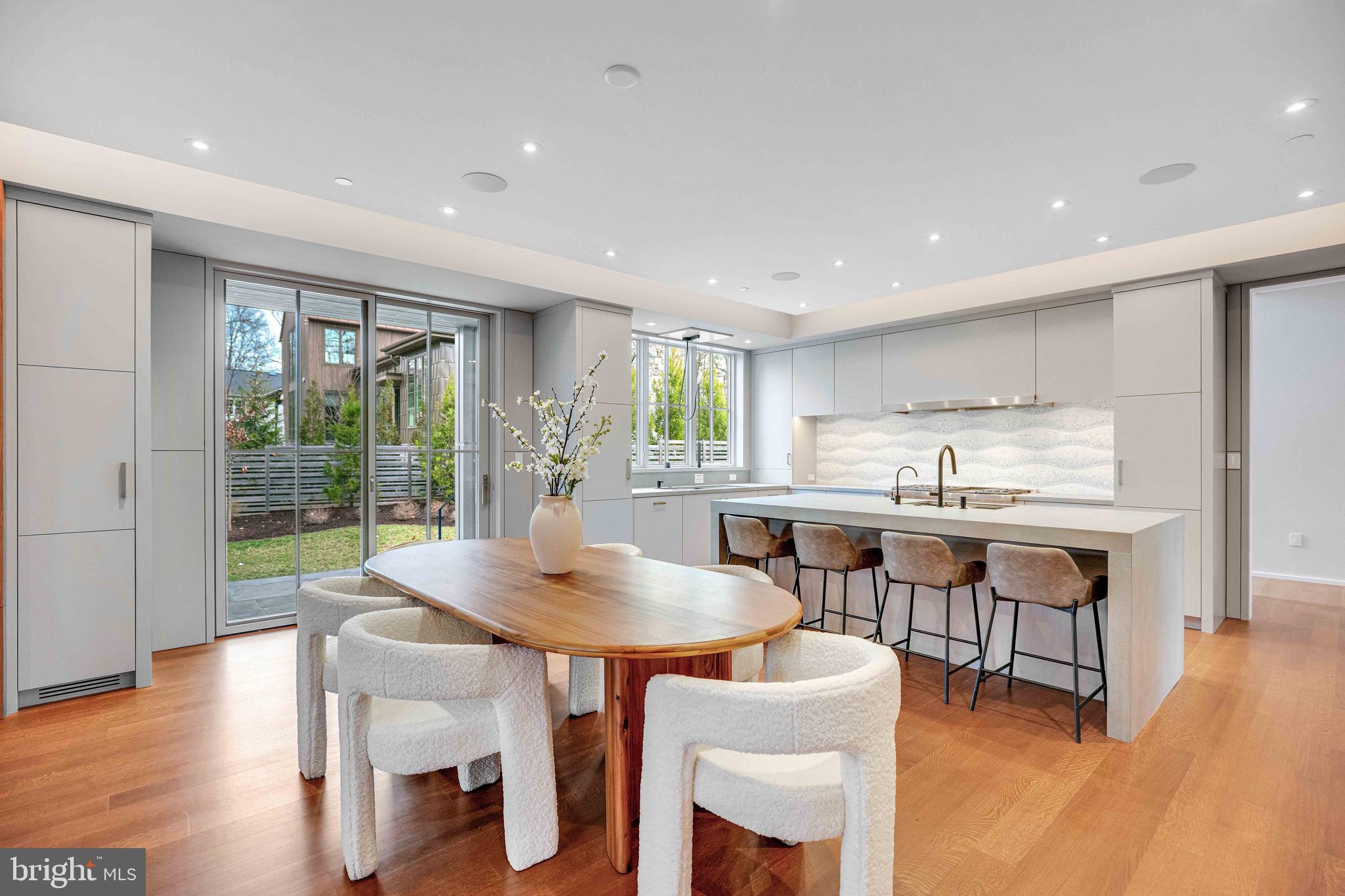 LONGWOOD - Residential