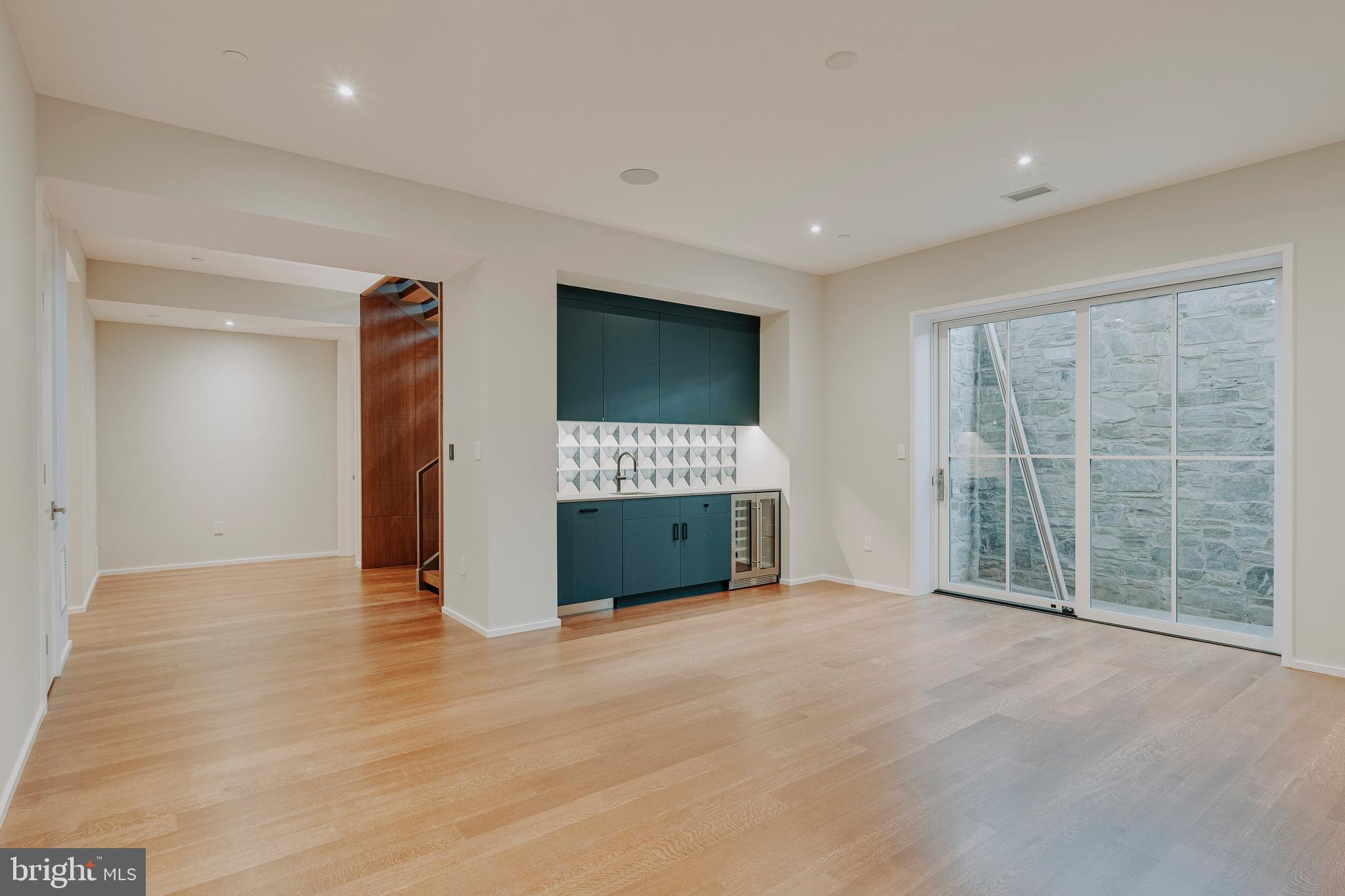 LONGWOOD - Residential