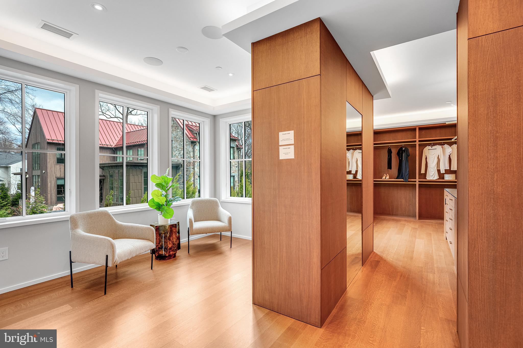 LONGWOOD - Residential