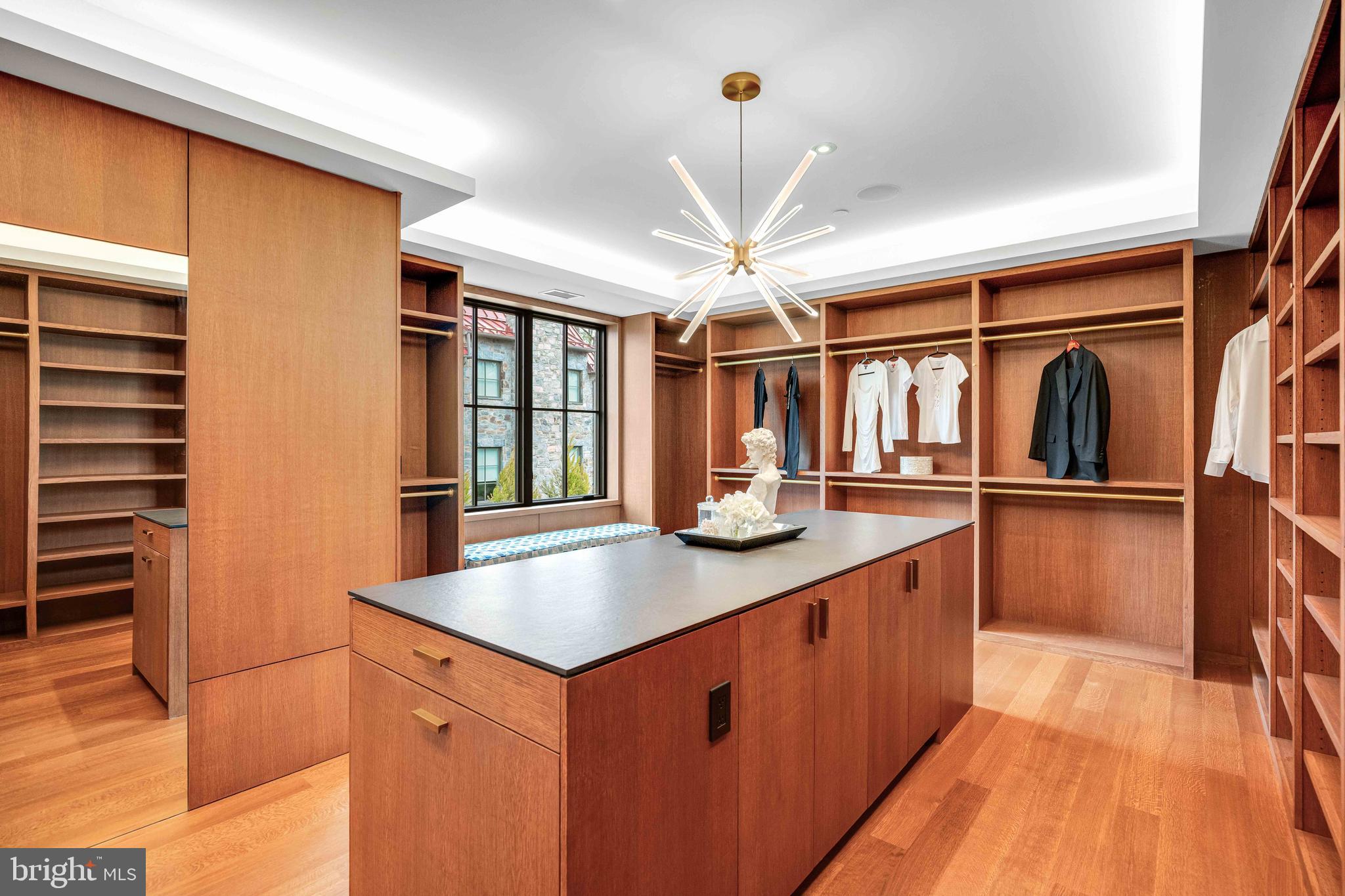 LONGWOOD - Residential