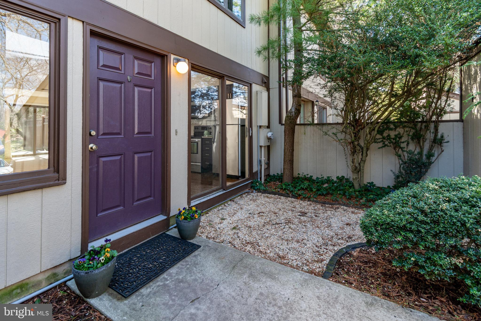 VILLAGE II - Residential Lease