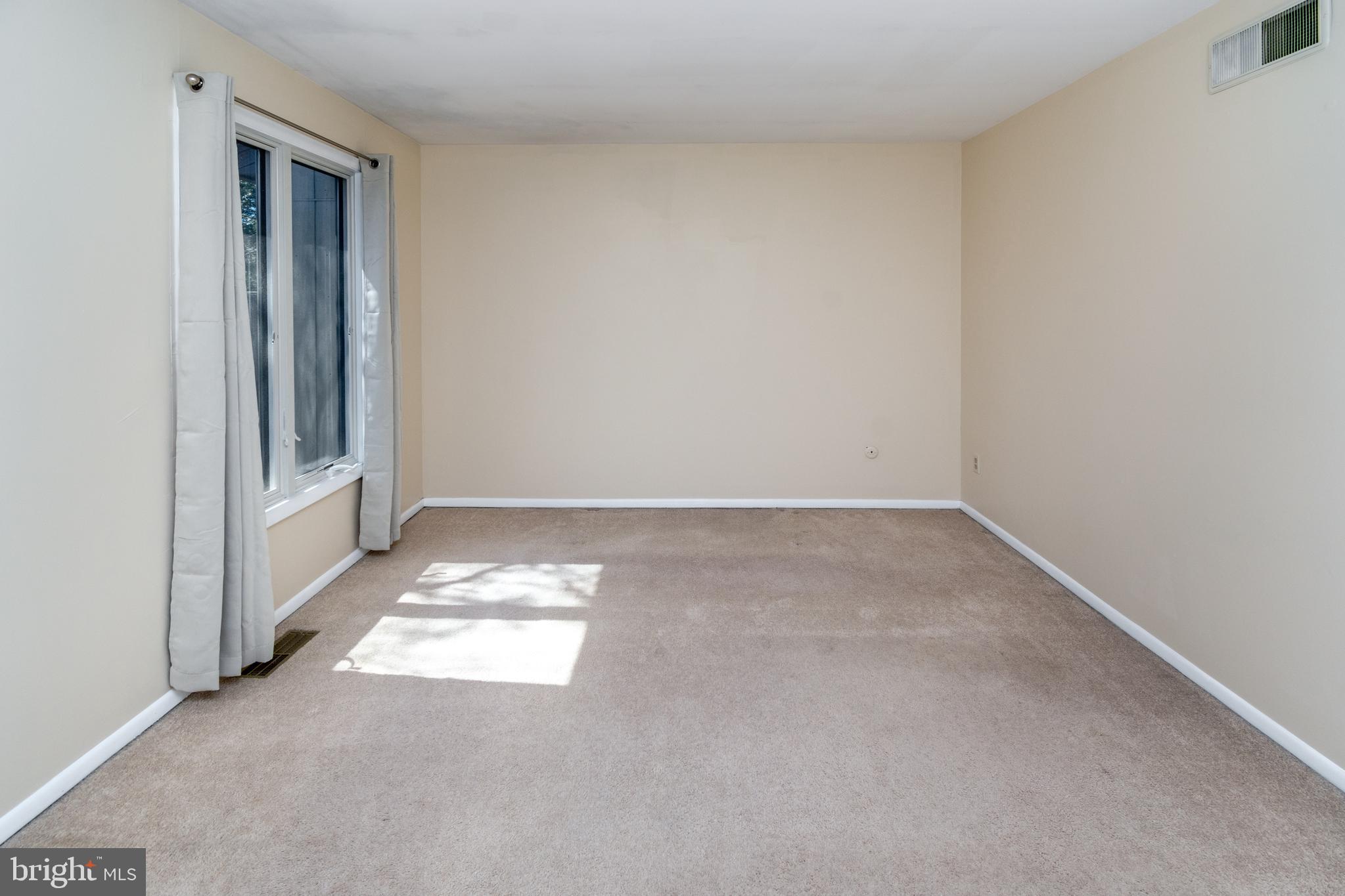 VILLAGE II - Residential Lease