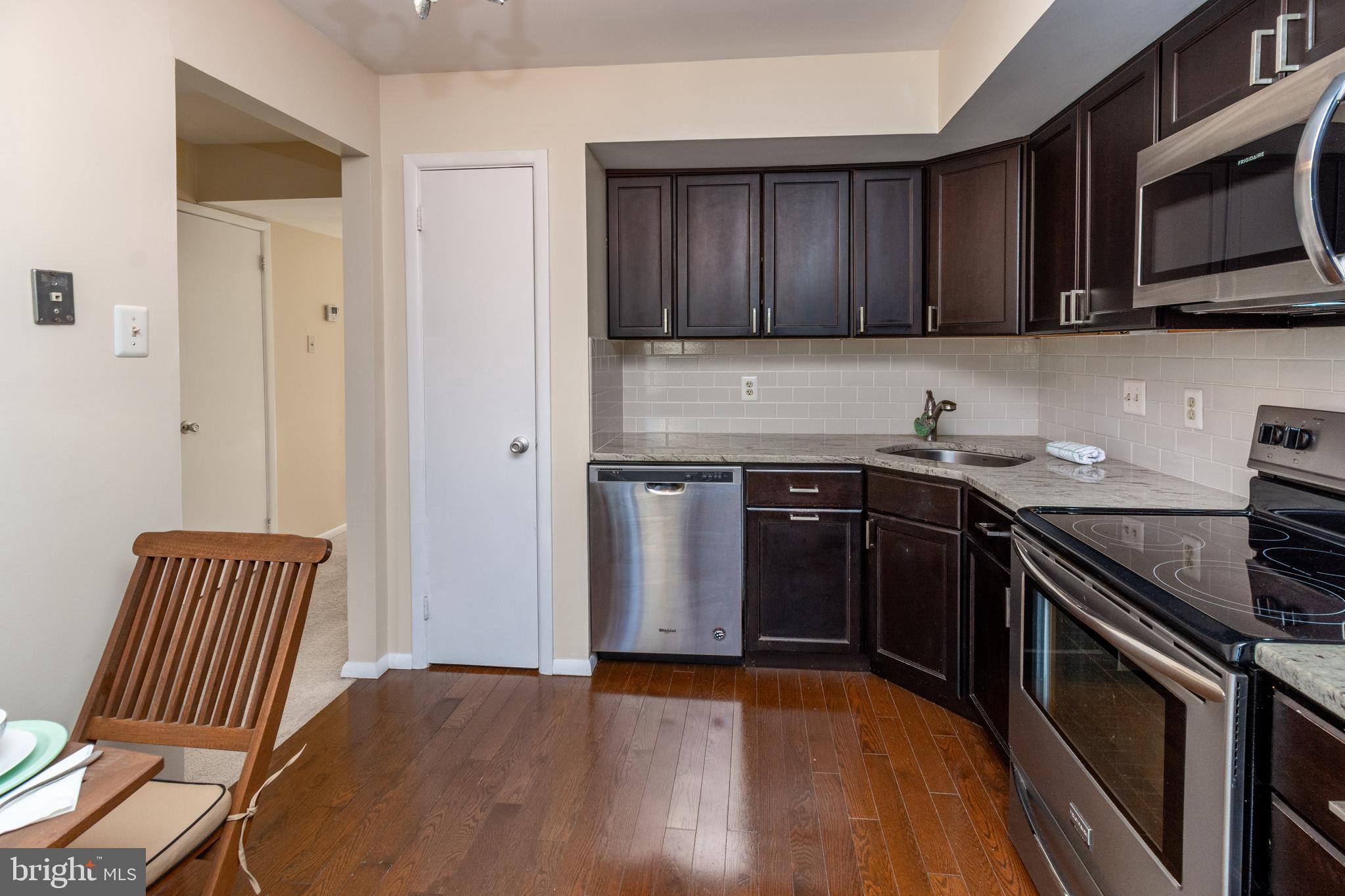 VILLAGE II - Residential Lease