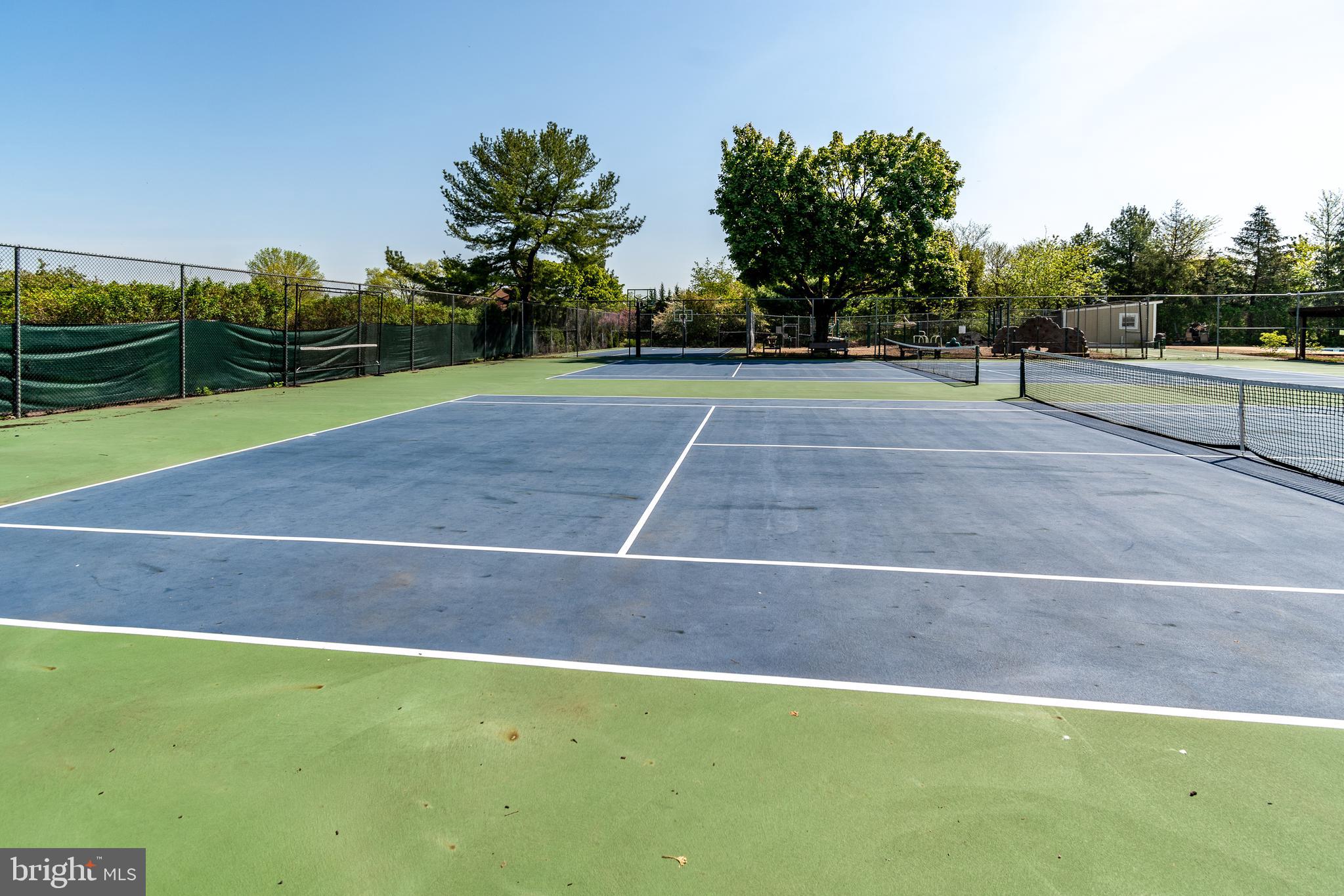 VILLAGE II - Residential Lease