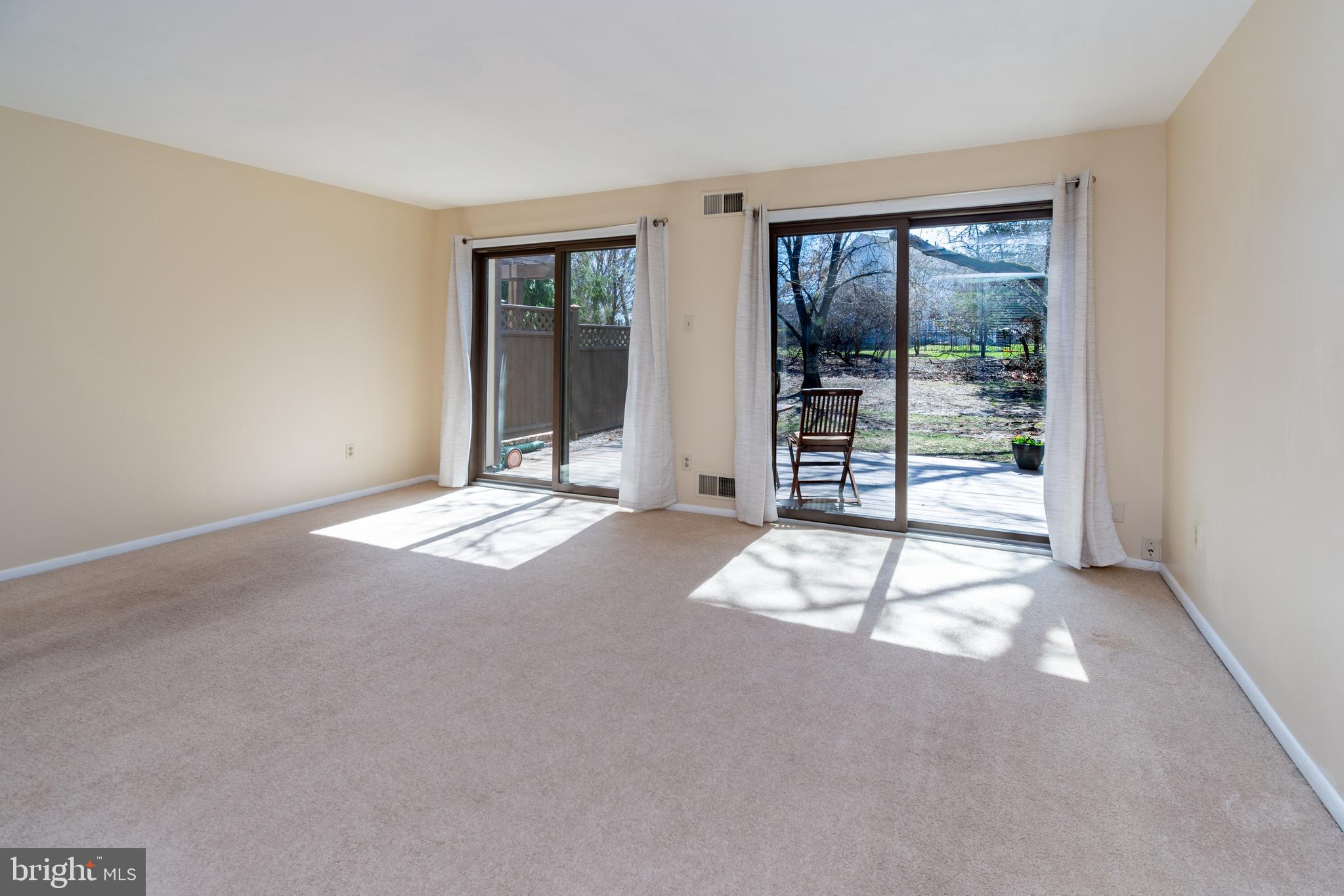 VILLAGE II - Residential Lease