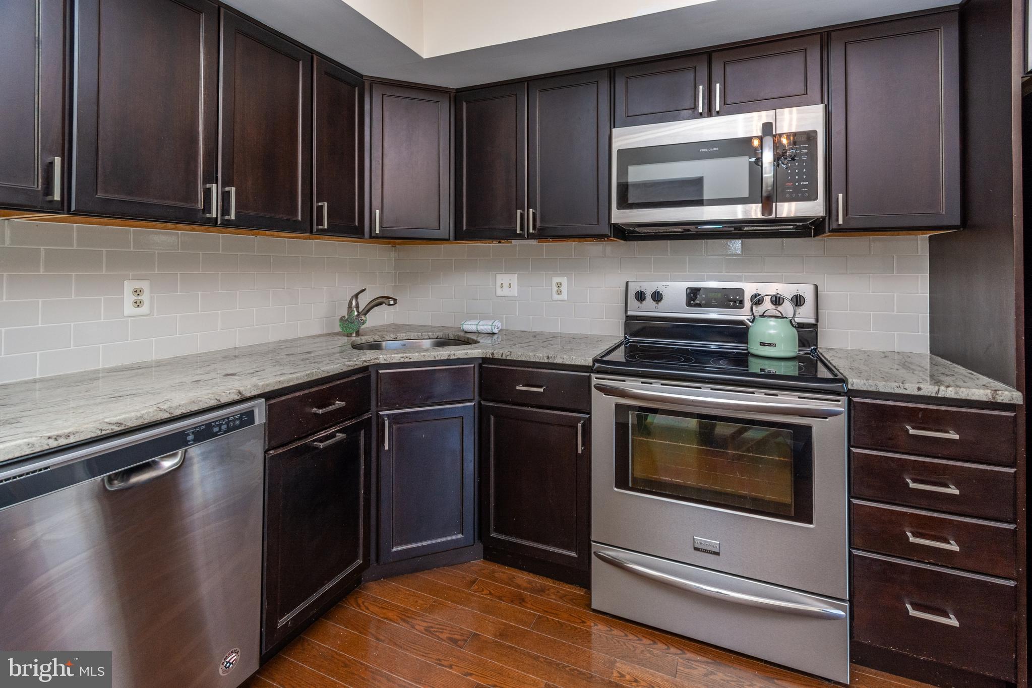 VILLAGE II - Residential Lease