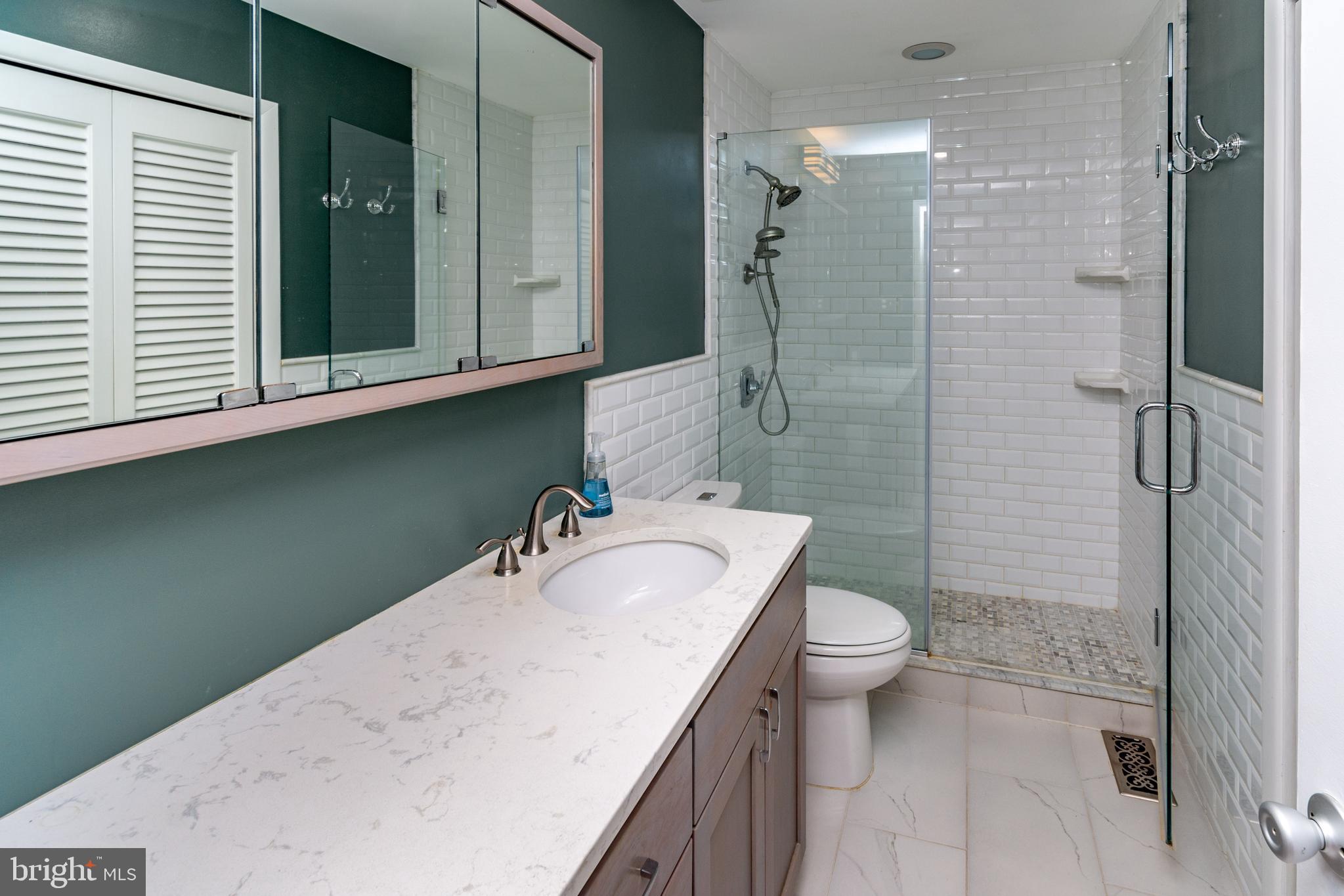 VILLAGE II - Residential Lease