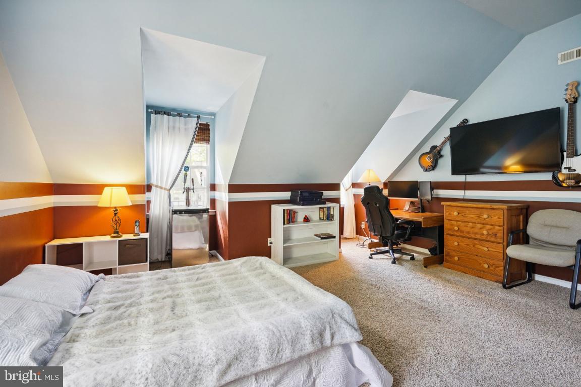 GRANDSTAFF WOODS - Residential