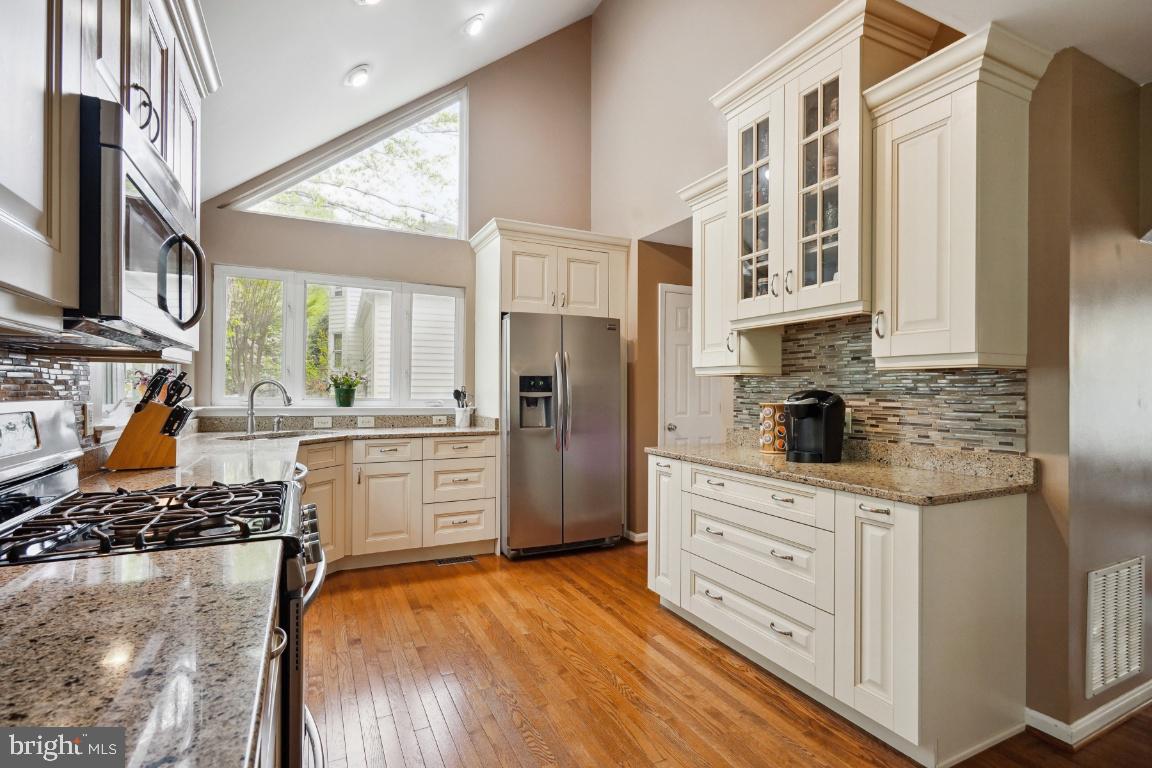 GRANDSTAFF WOODS - Residential