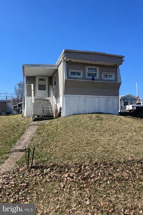 1302 GIBSON ROAD #152 BENSALEM PA 19020