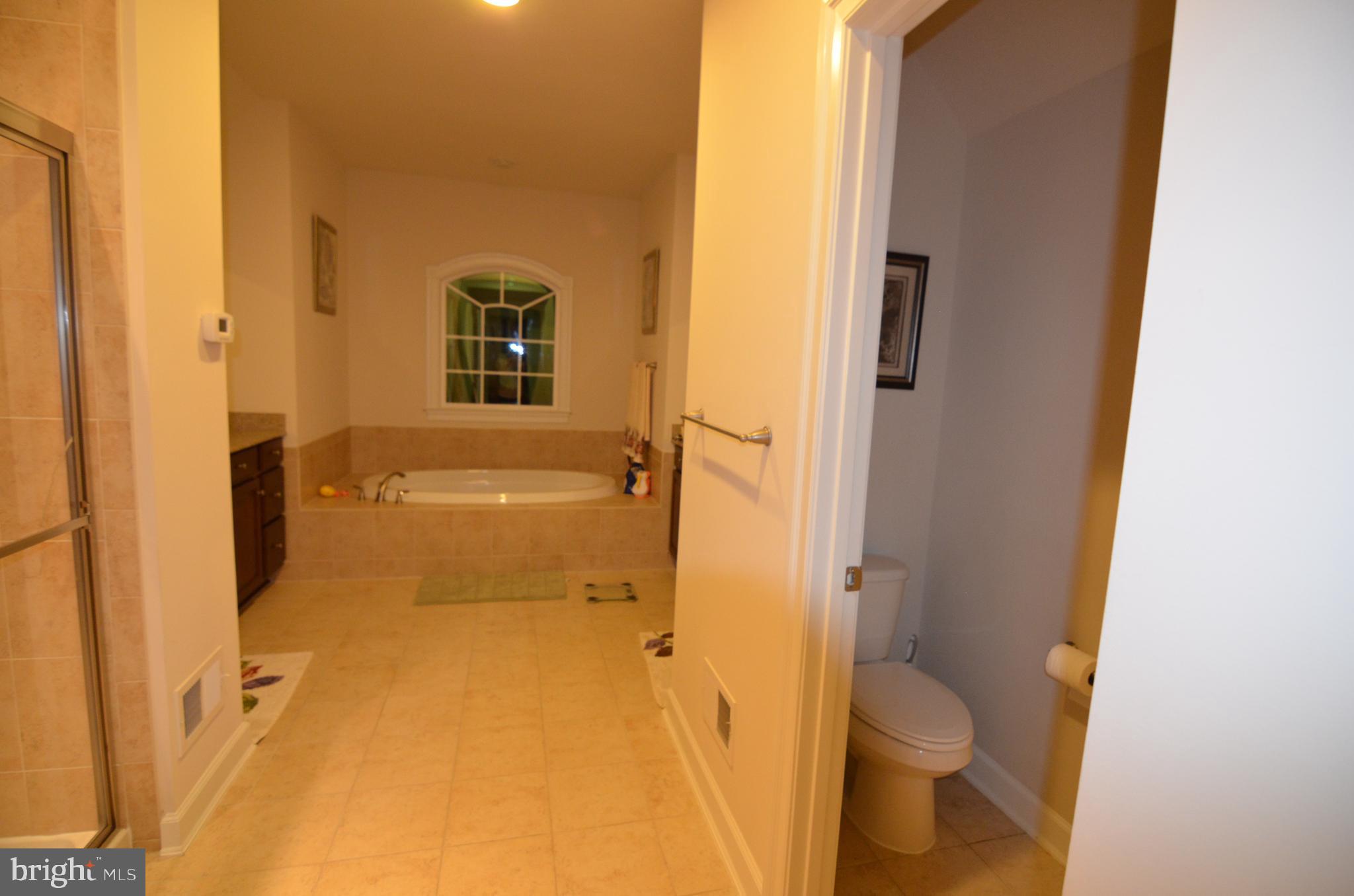 AMANDA PLACE - Residential Lease